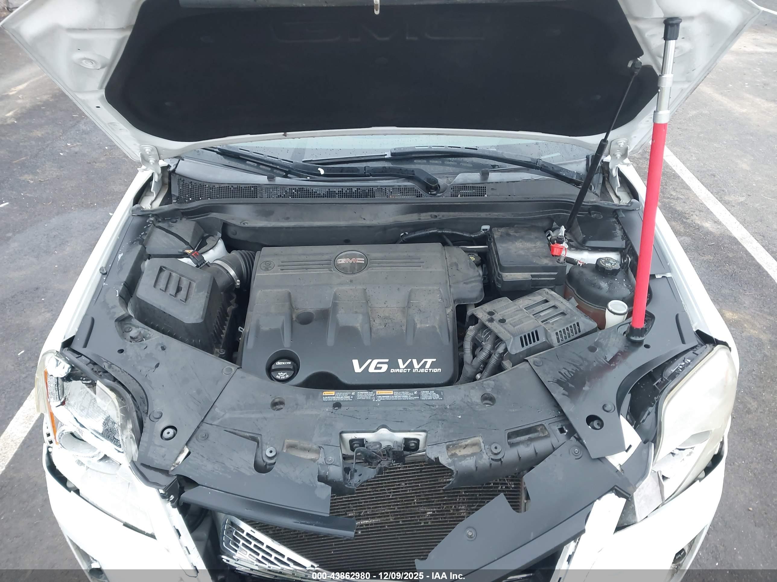 GMC TERRAIN image 10