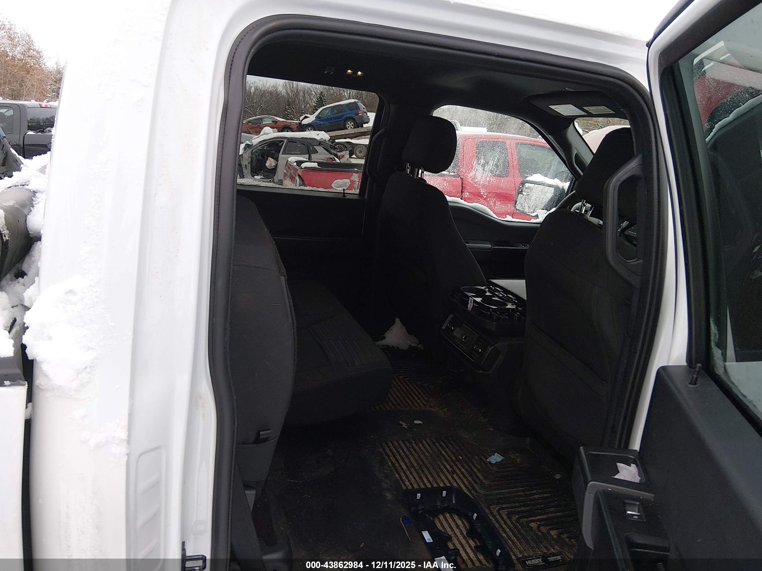 FORD F-150 image 8