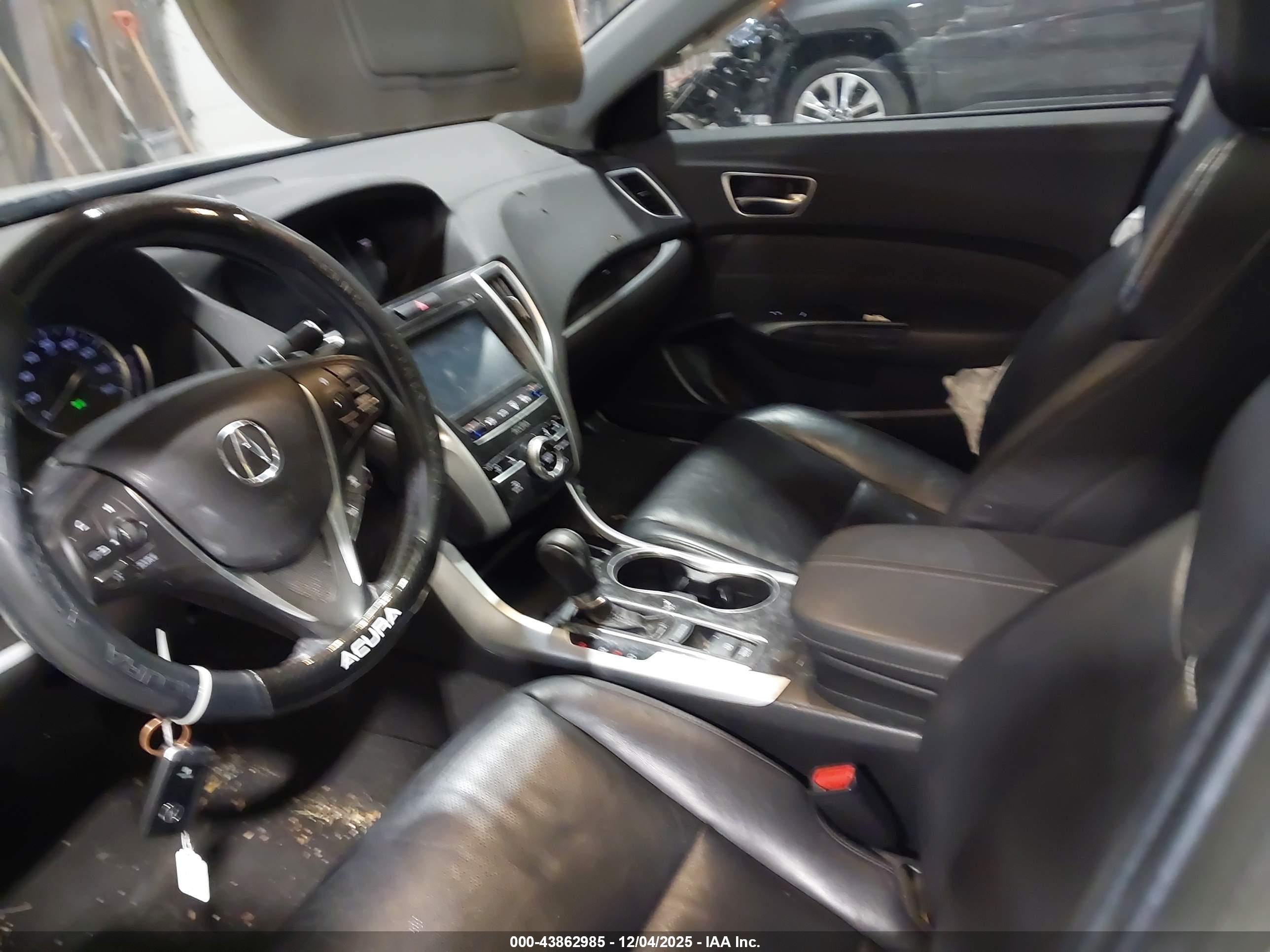 ACURA TLX image 5
