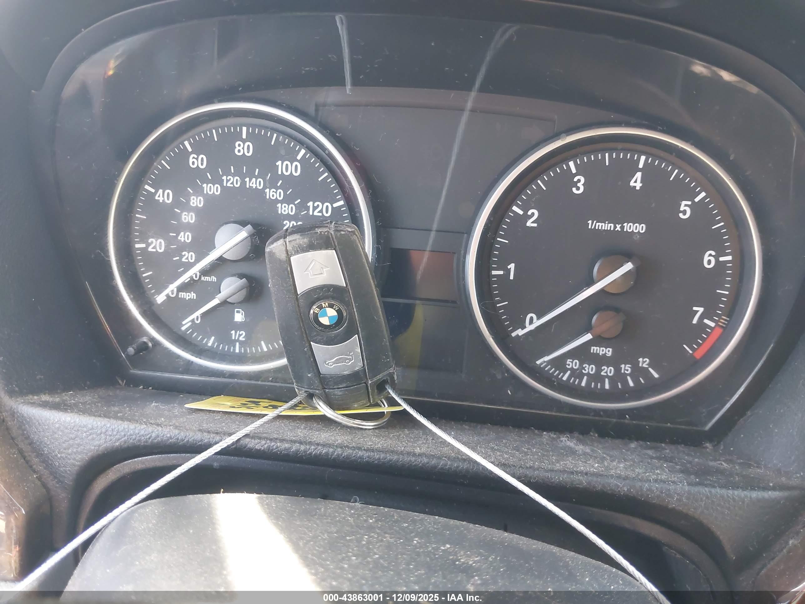 BMW 328I image 11
