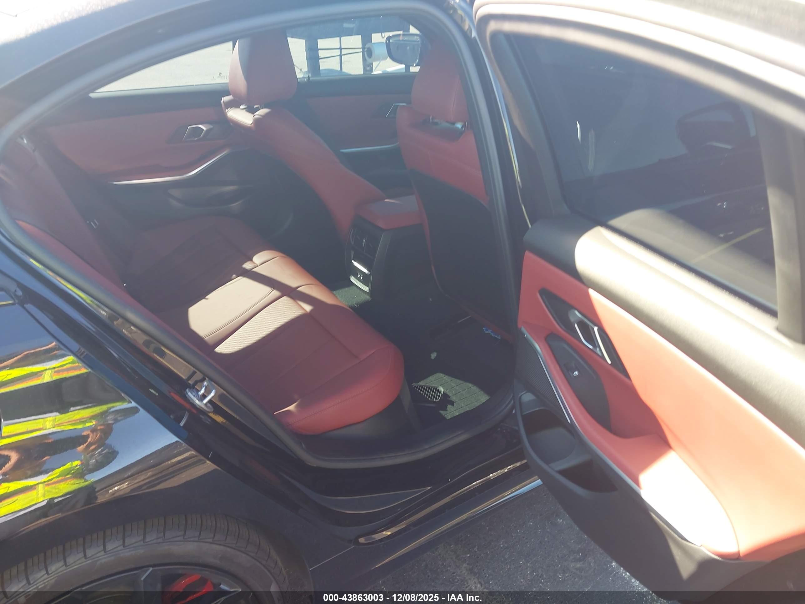 BMW 330I image 8