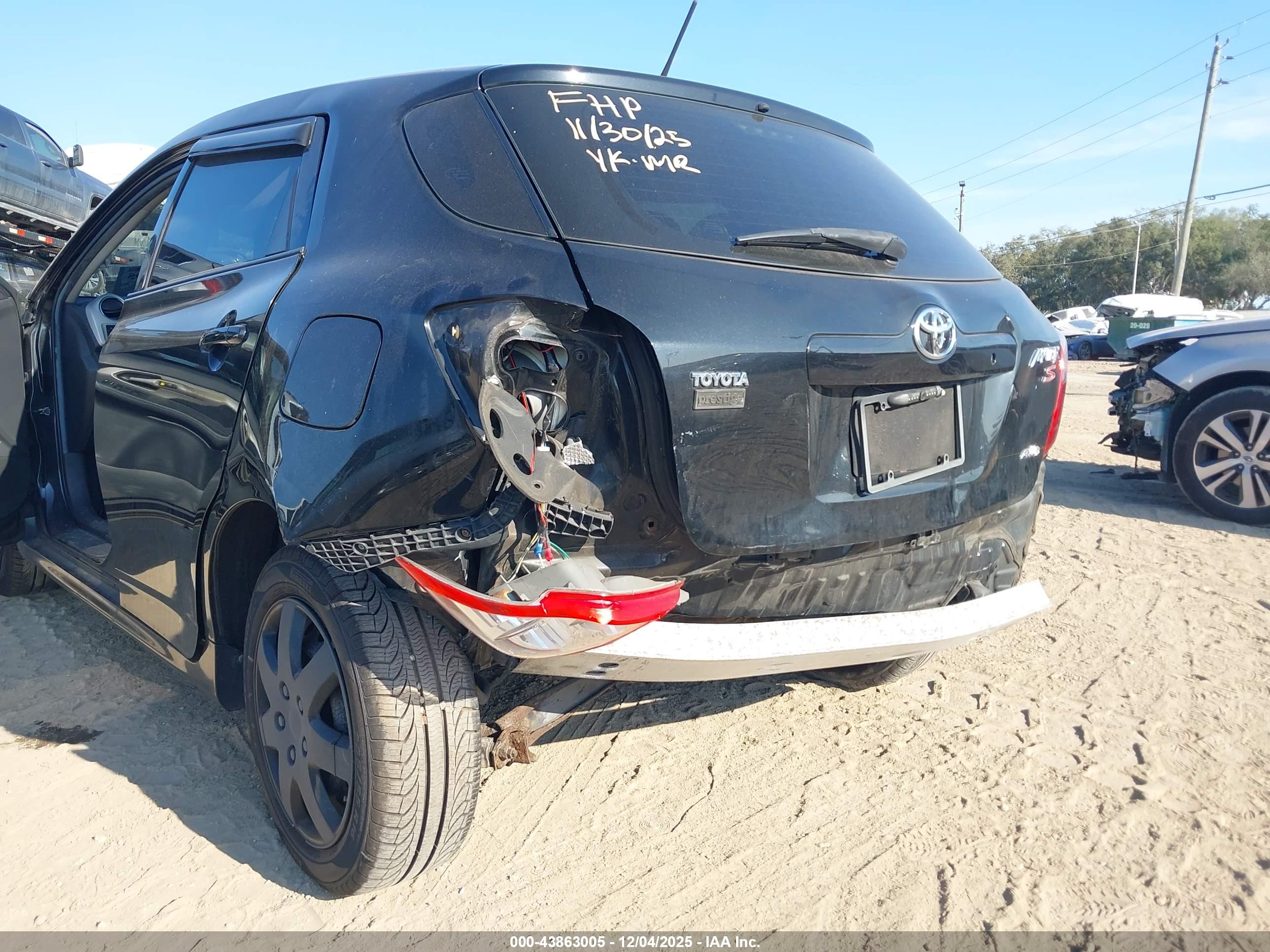 TOYOTA MATRIX image 6