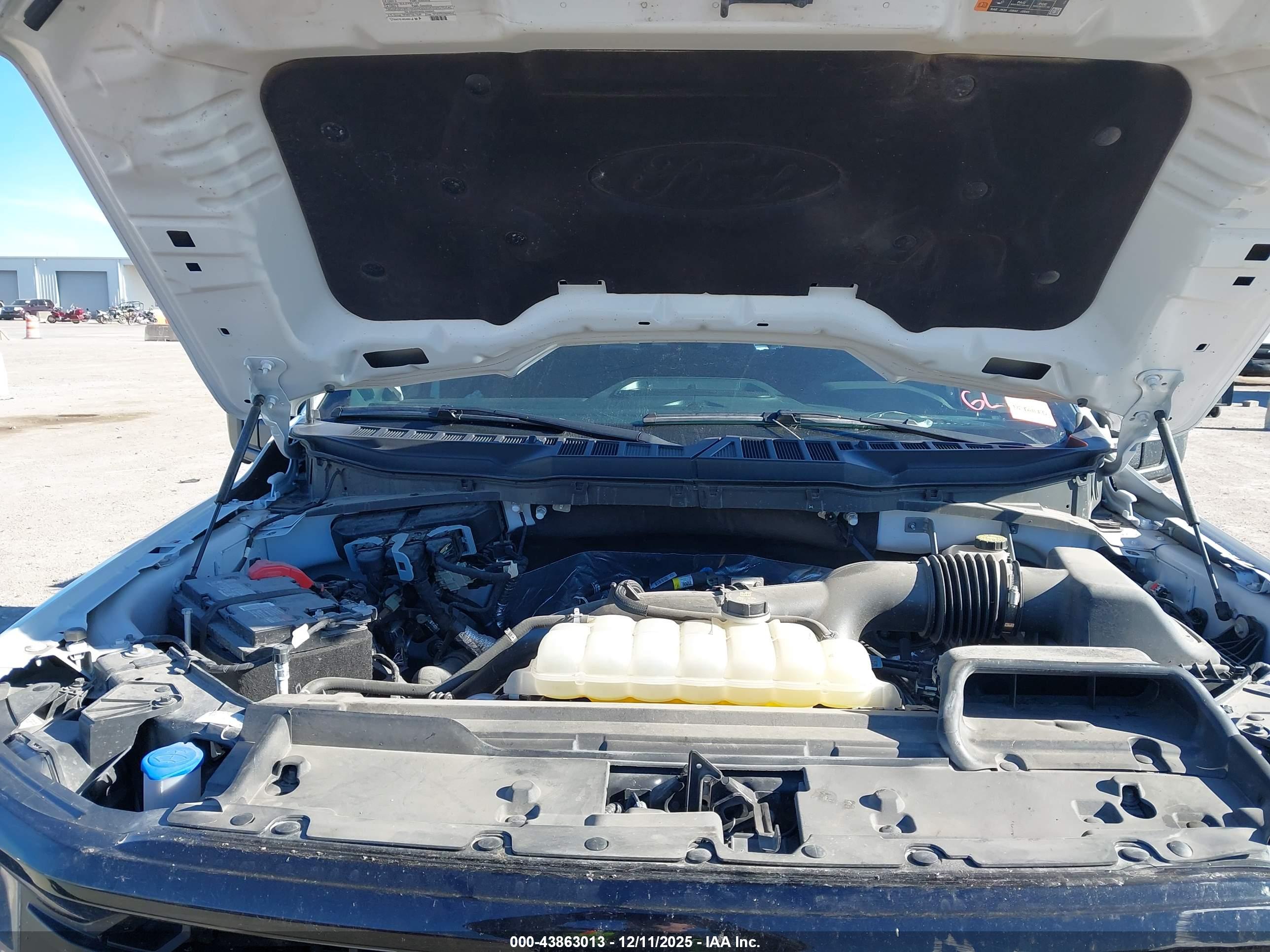 FORD F-150 image 10