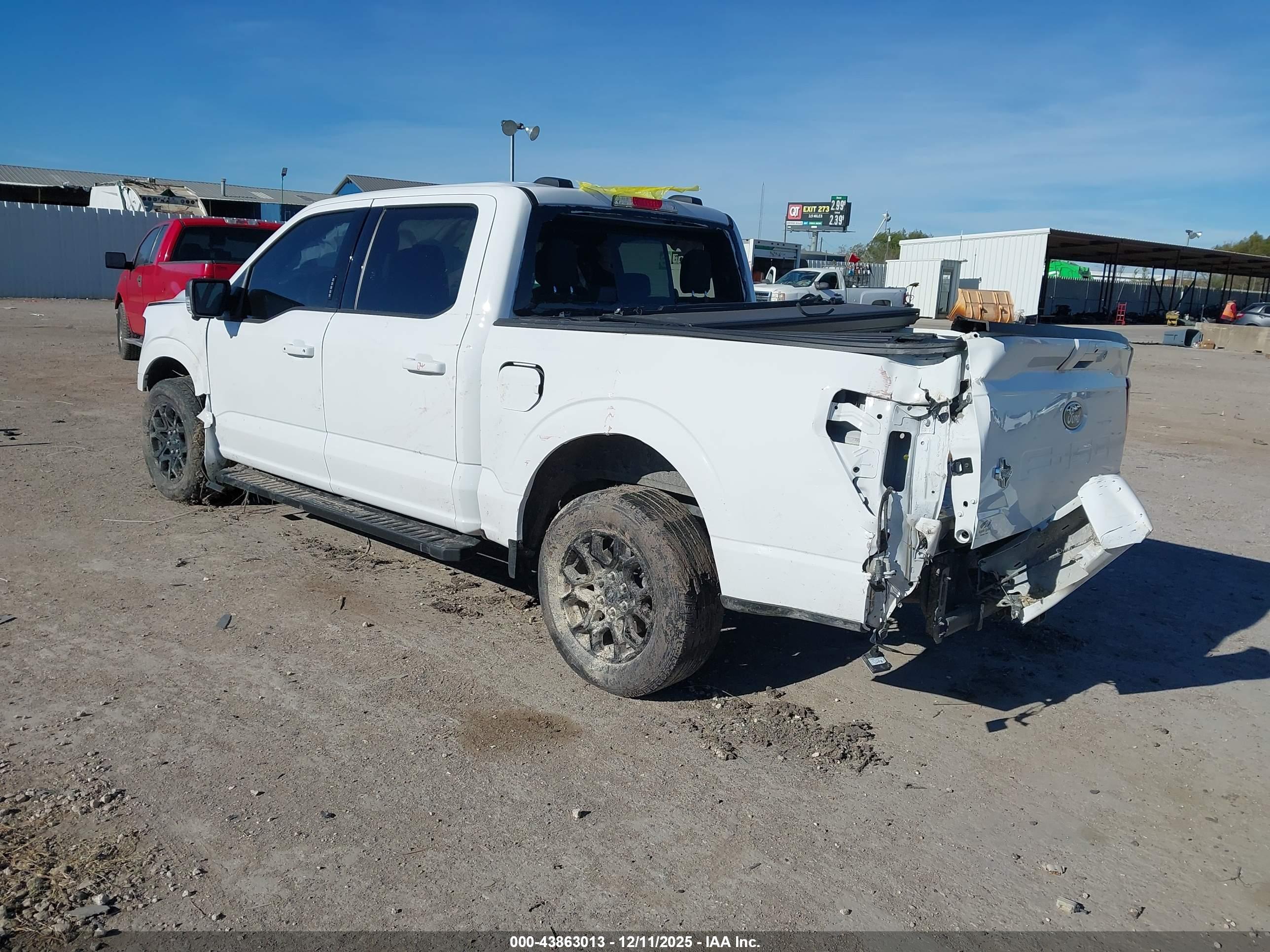 FORD F-150 image 3