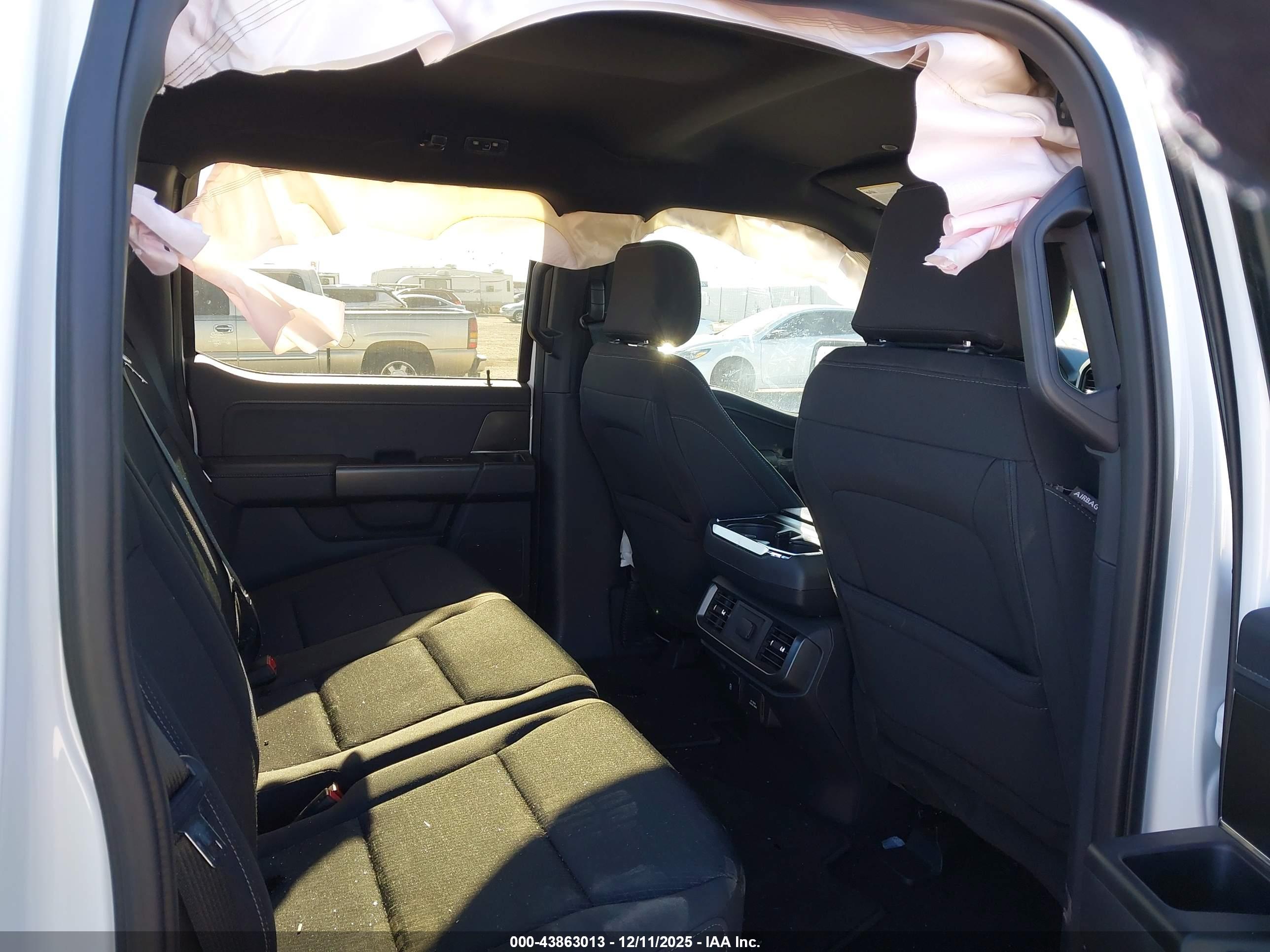 FORD F-150 image 8