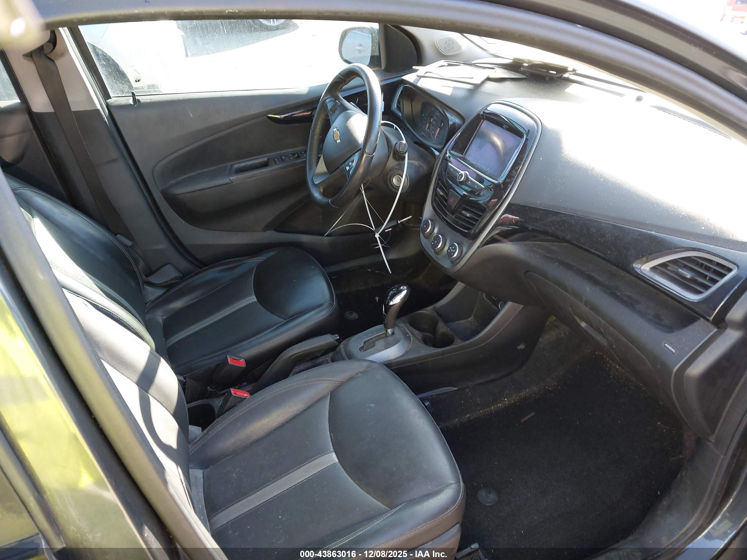 CHEVROLET SPARK image 5