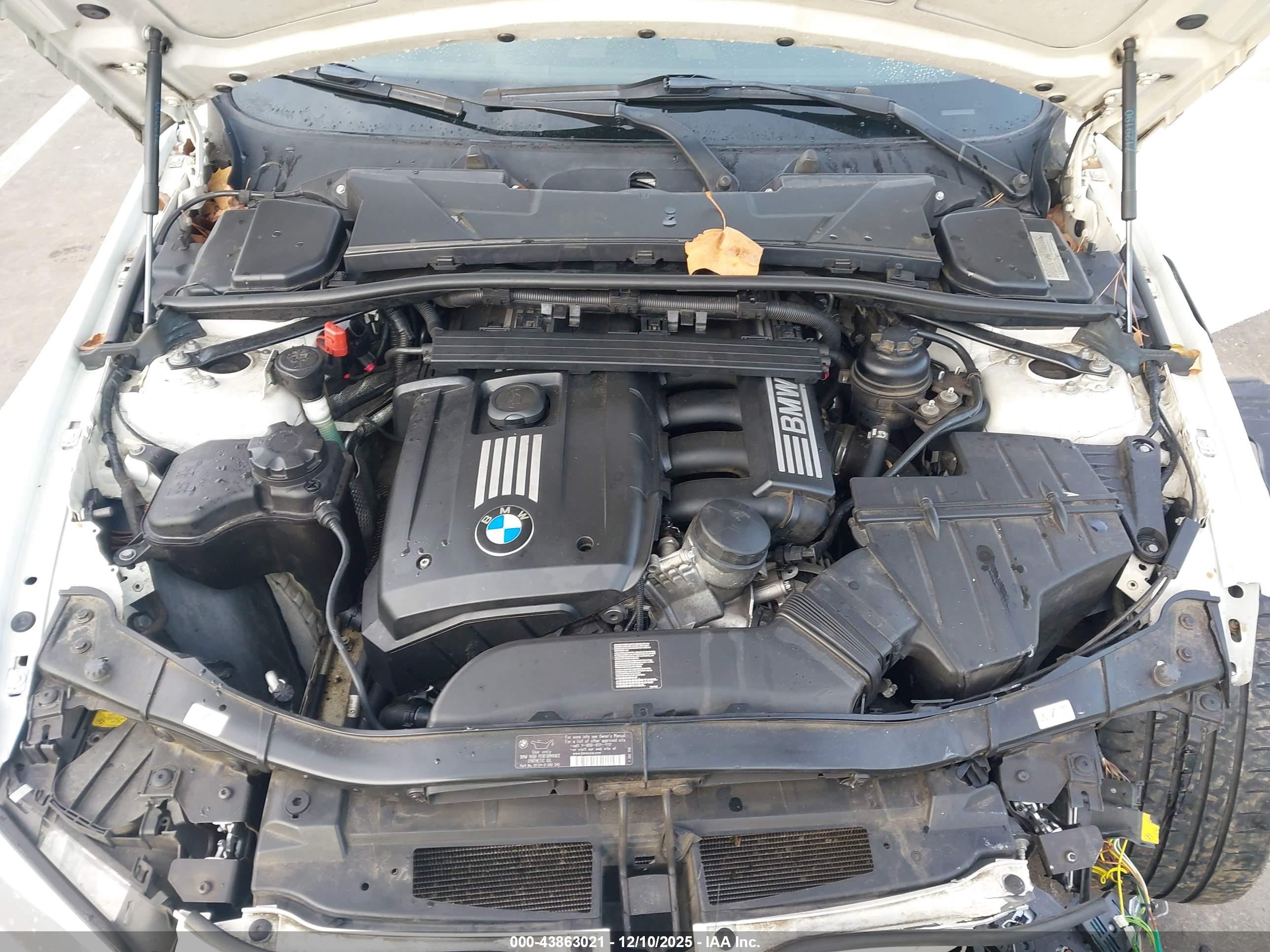 BMW 328I image 10
