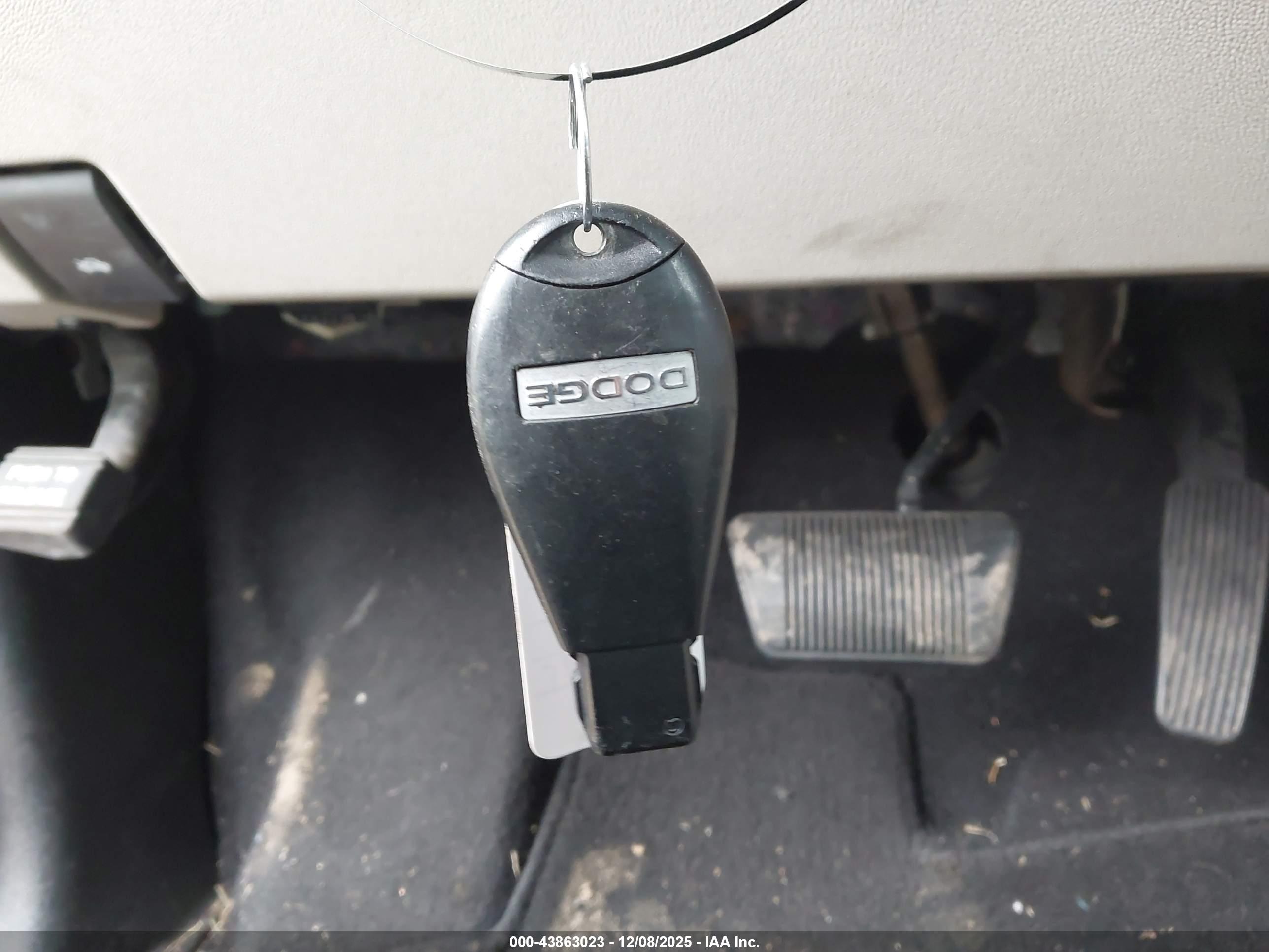 DODGE GRAND image 11