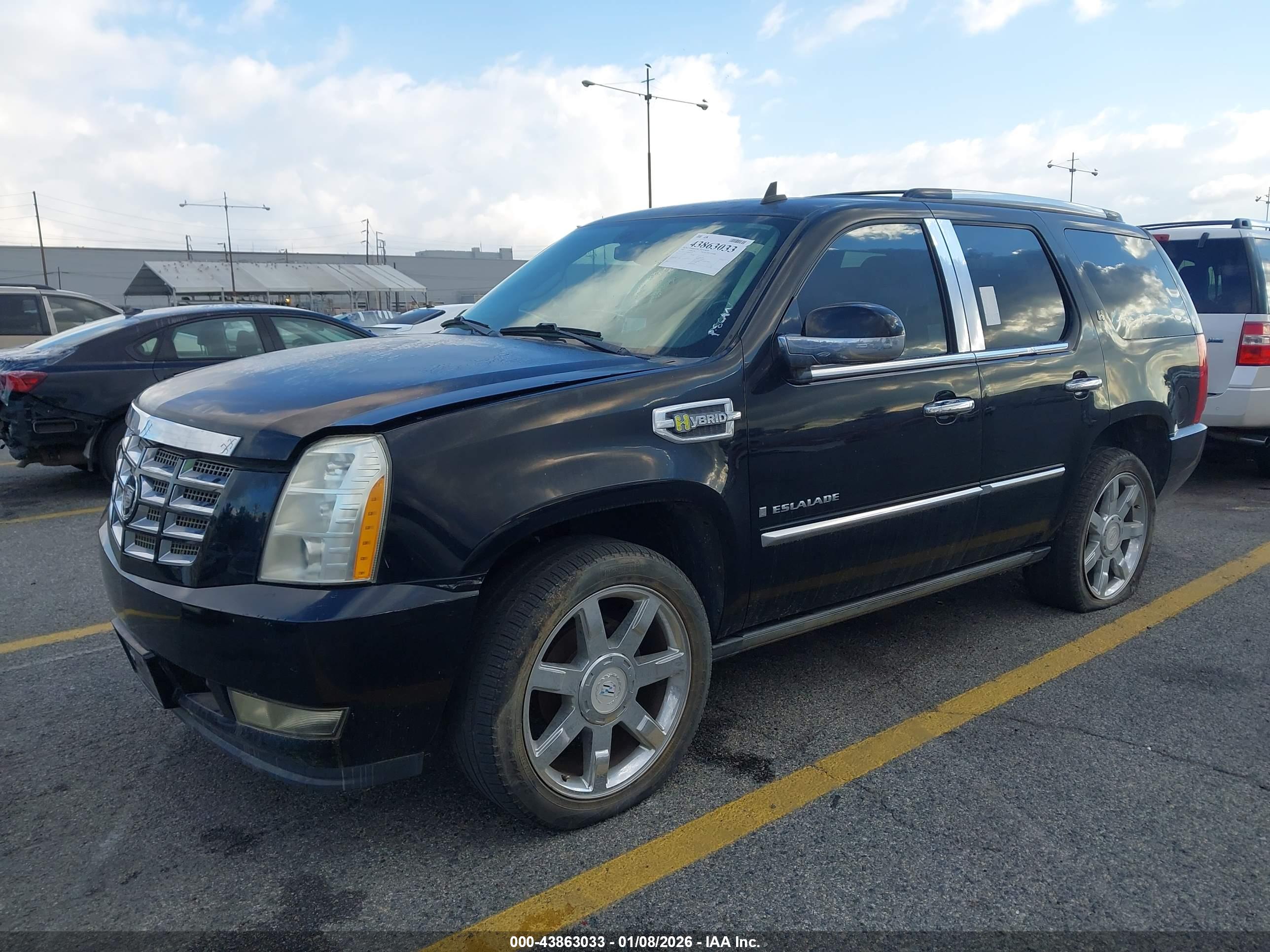 CADILLAC ESCALADE image 2