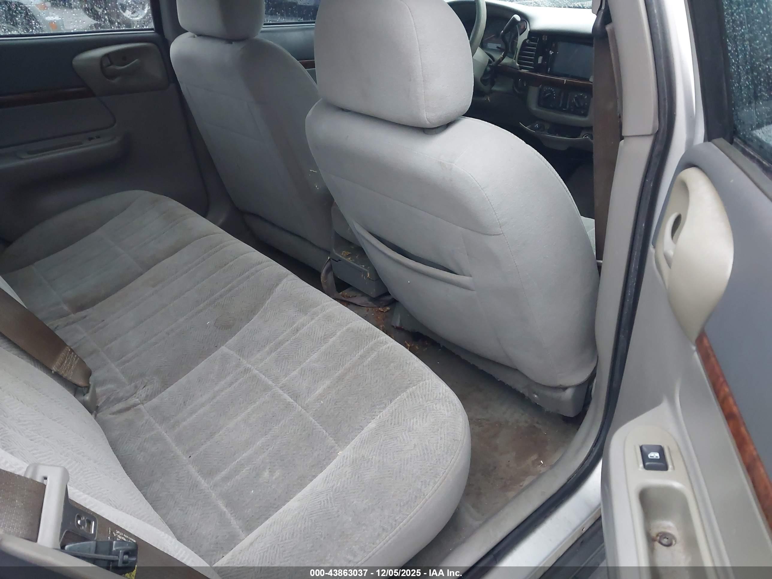 CHEVROLET IMPALA image 8