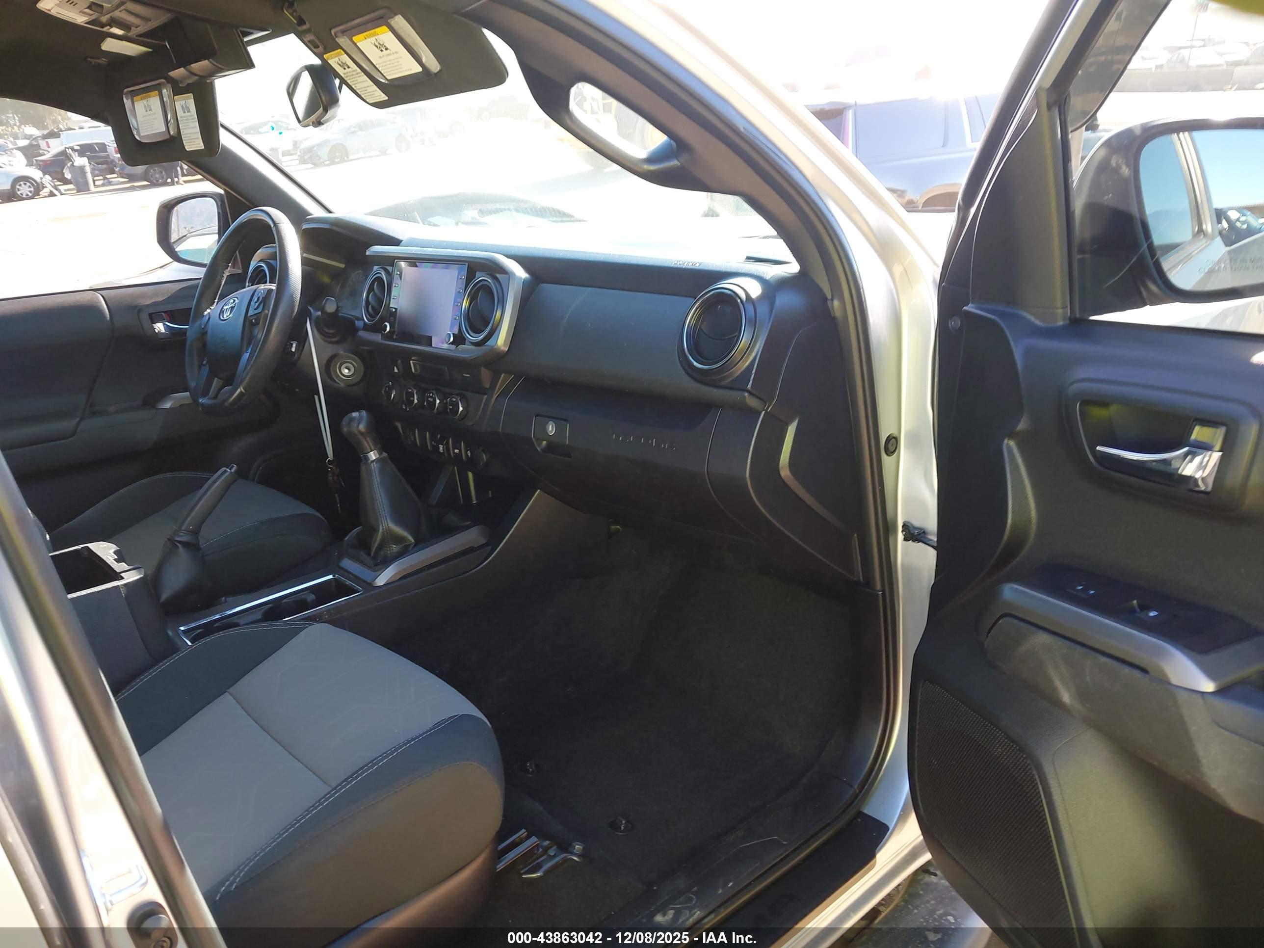 TOYOTA TACOMA image 5