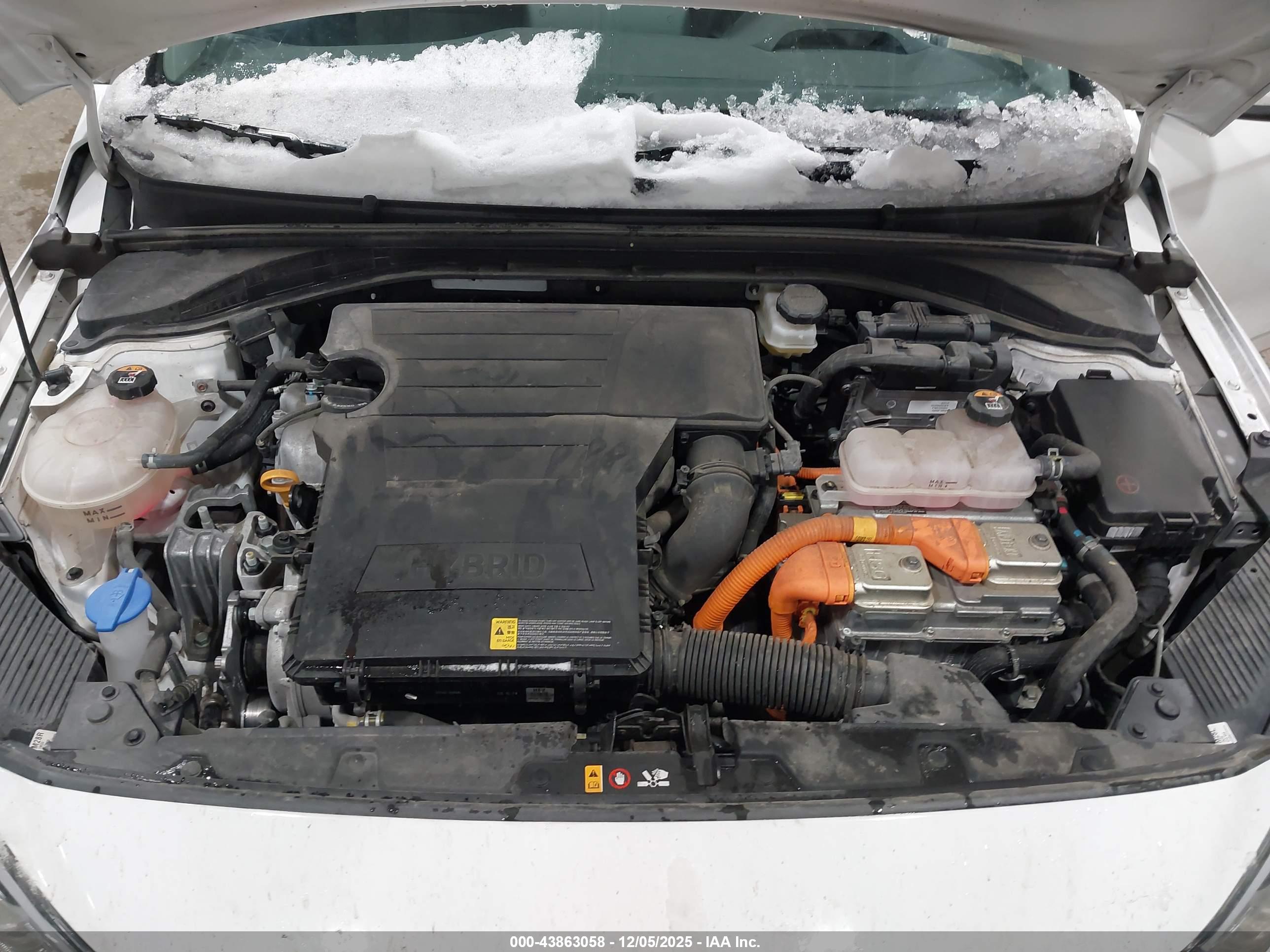 HYUNDAI IONIQ image 10