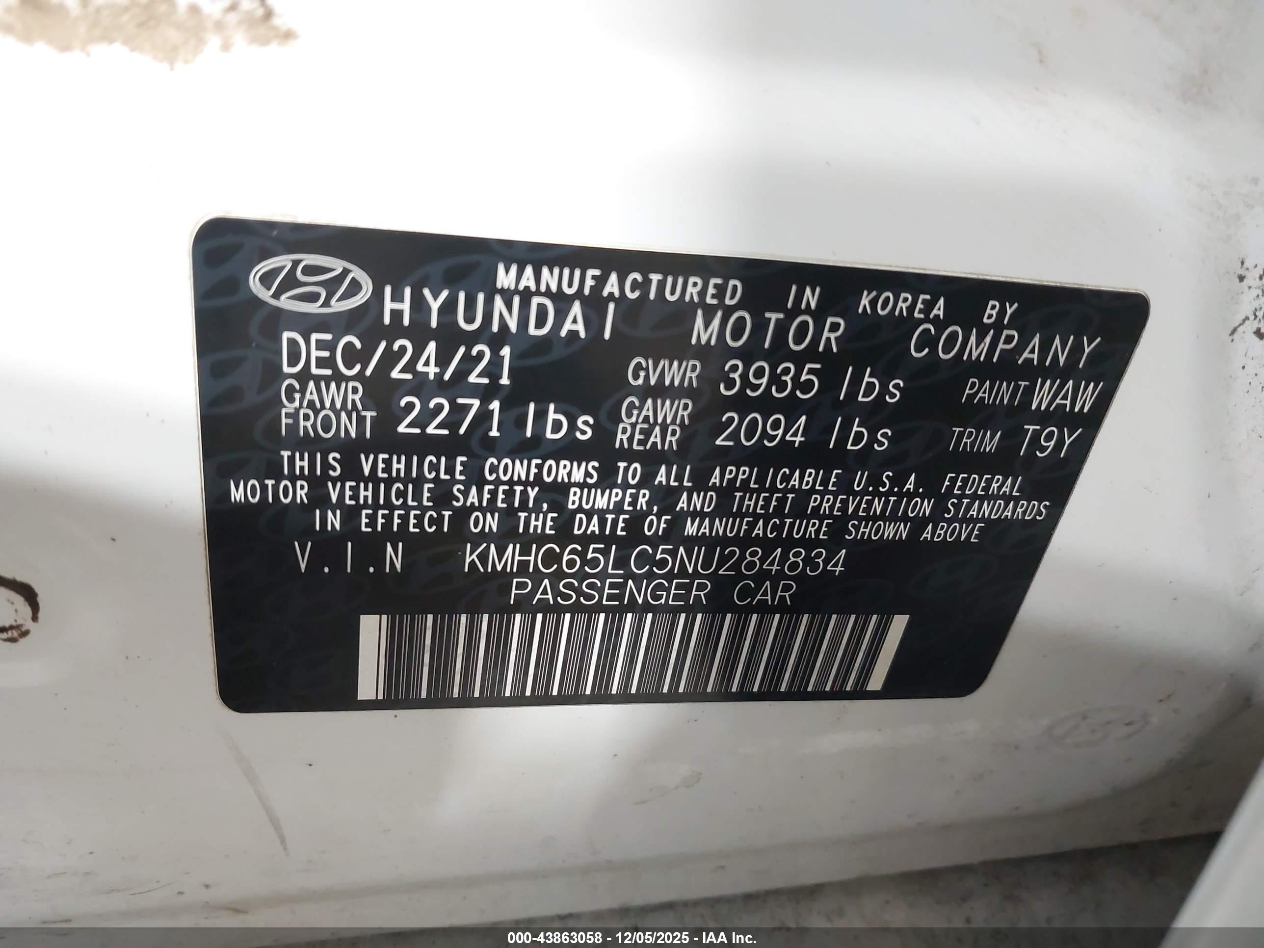 HYUNDAI IONIQ image 9