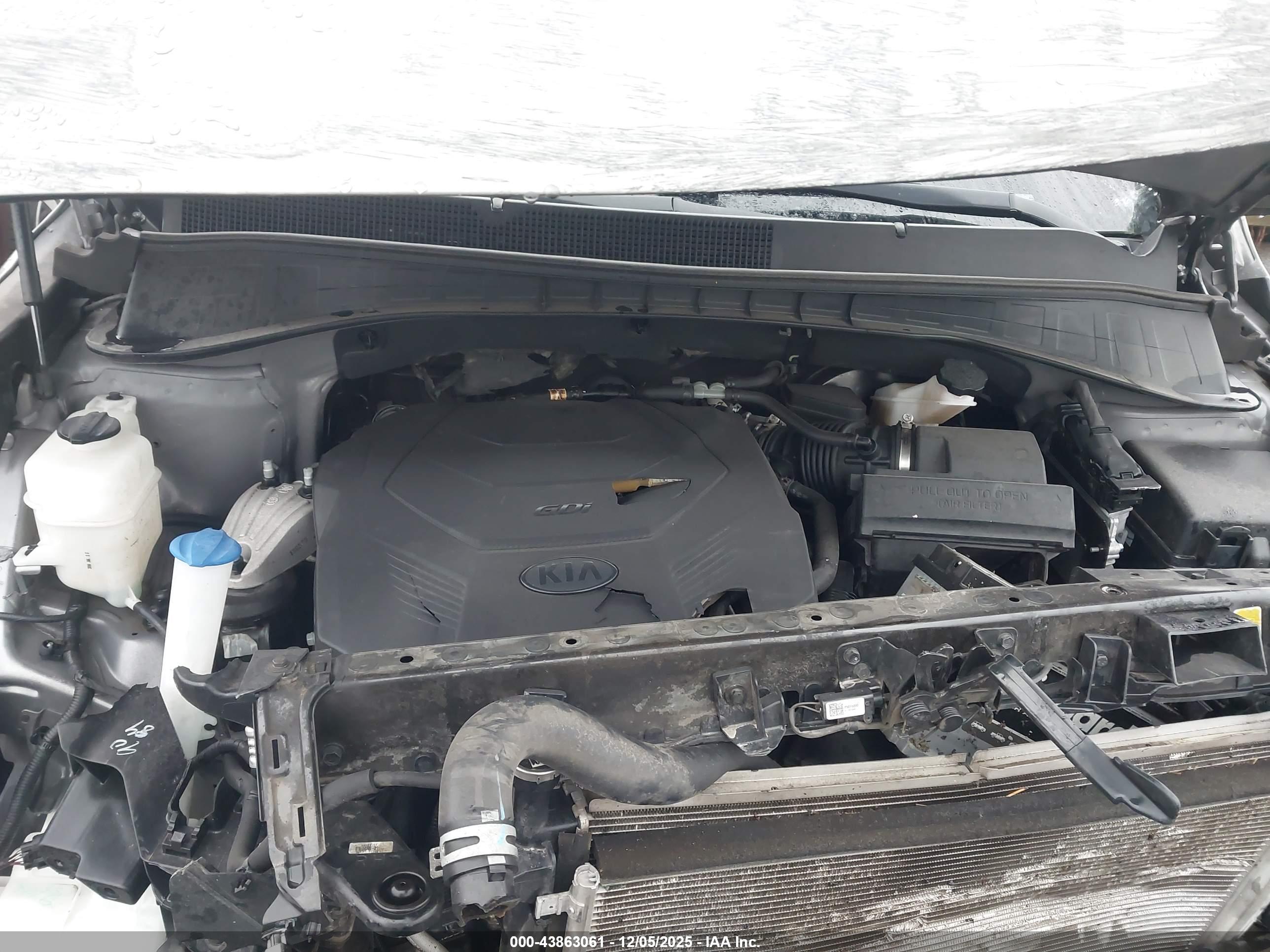 KIA SORENTO image 10