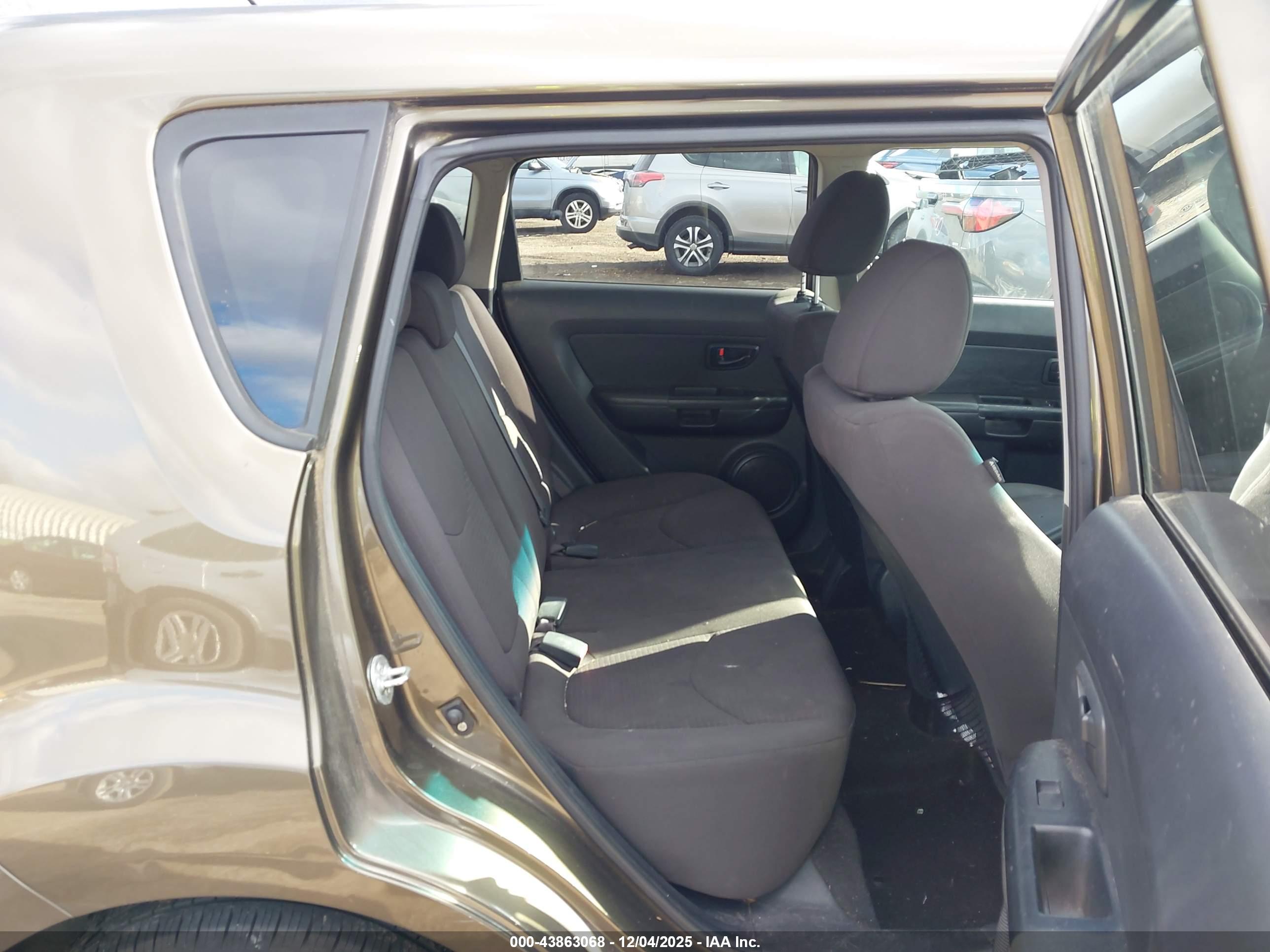 KIA SOUL image 8