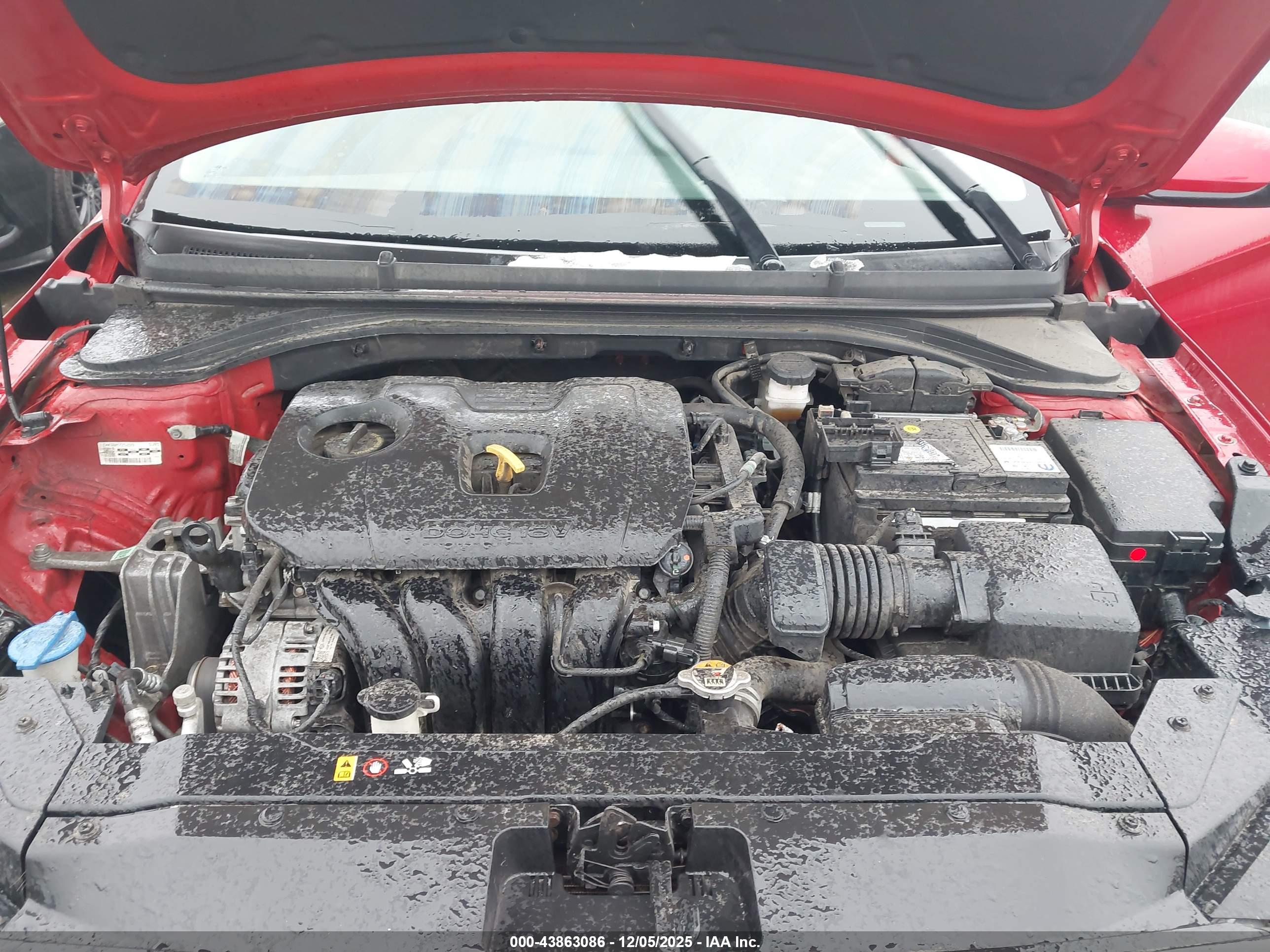 HYUNDAI ELANTRA image 10
