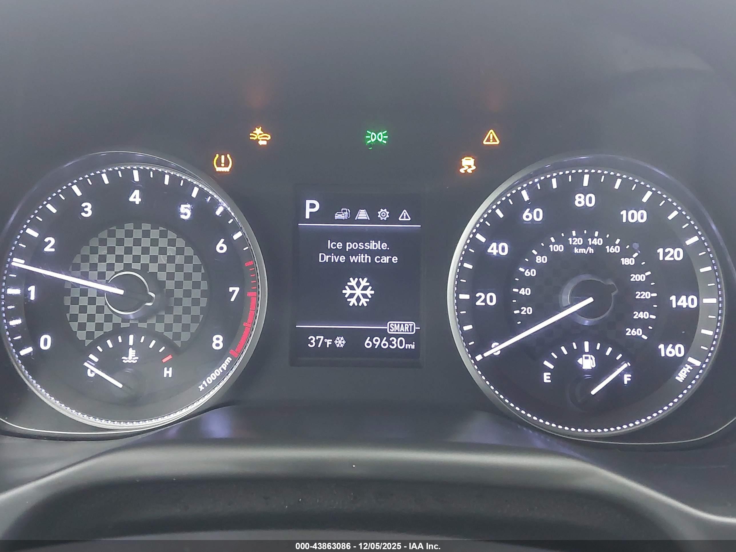 HYUNDAI ELANTRA image 7
