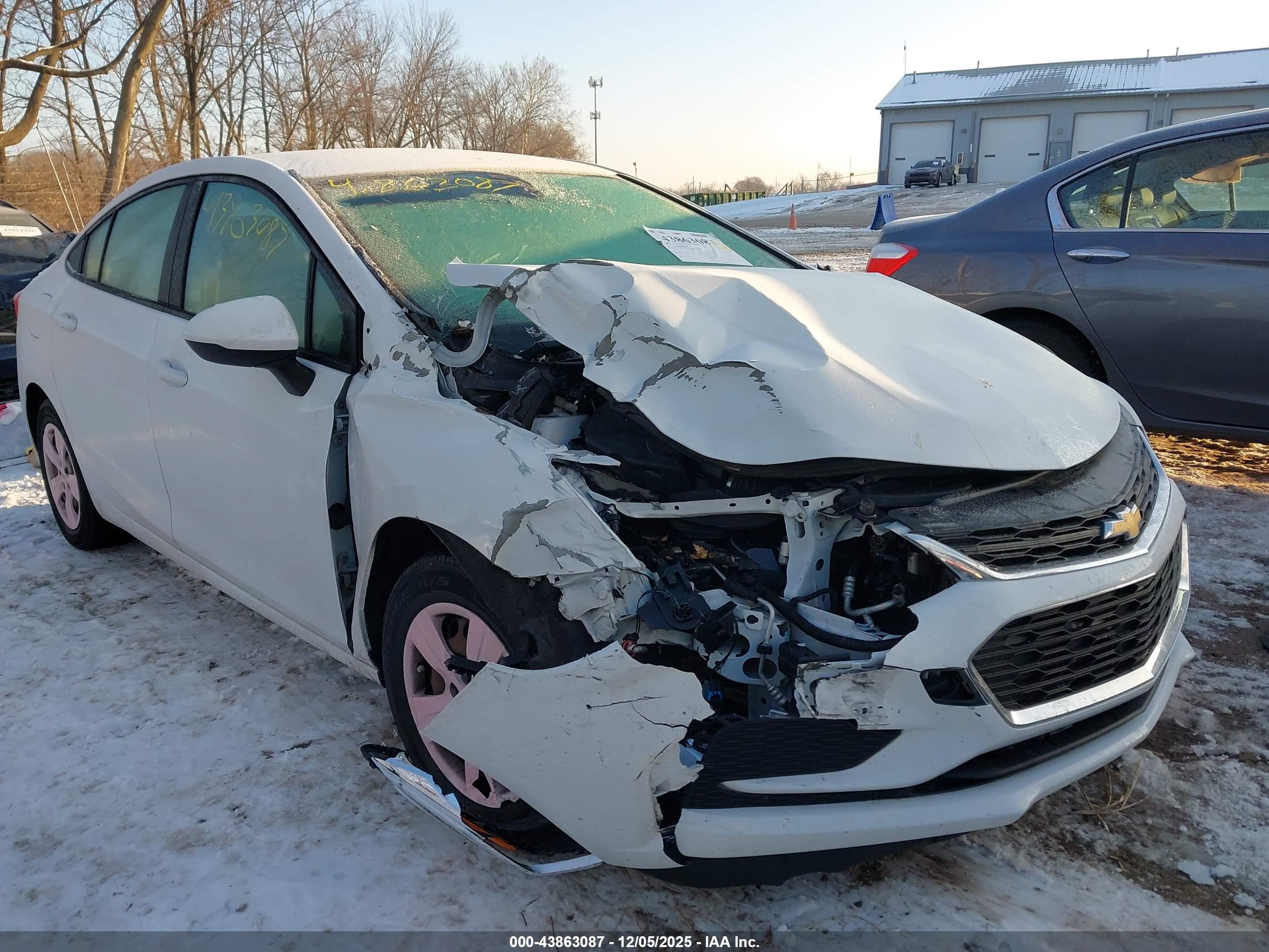 CHEVROLET CRUZE image 6