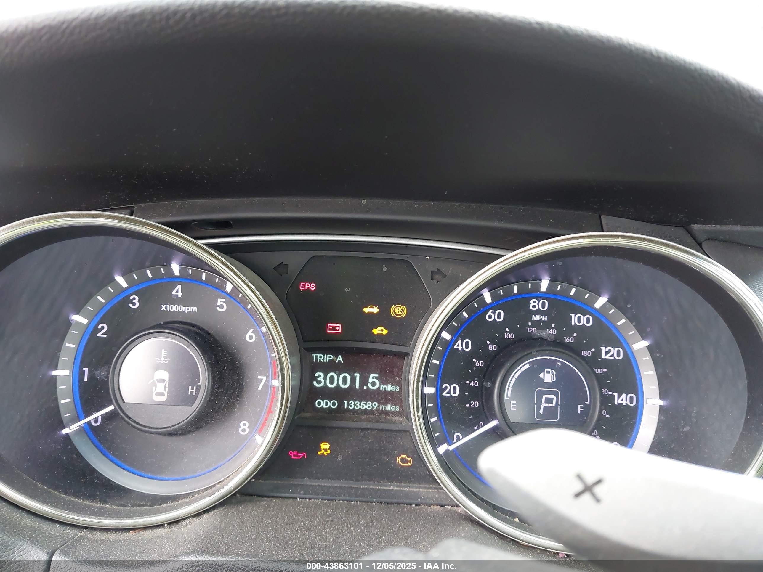 HYUNDAI SONATA image 7