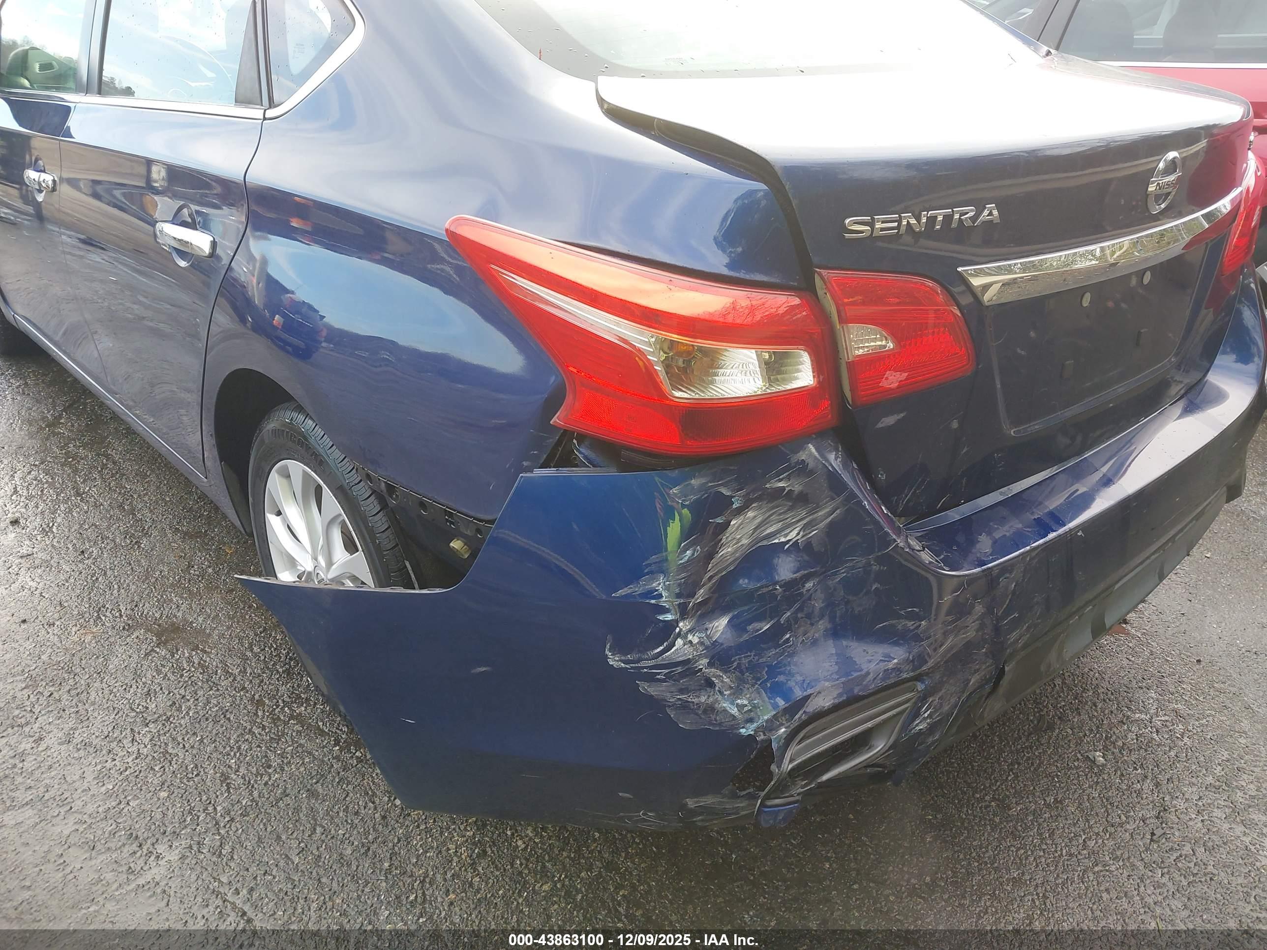 NISSAN SENTRA image 6