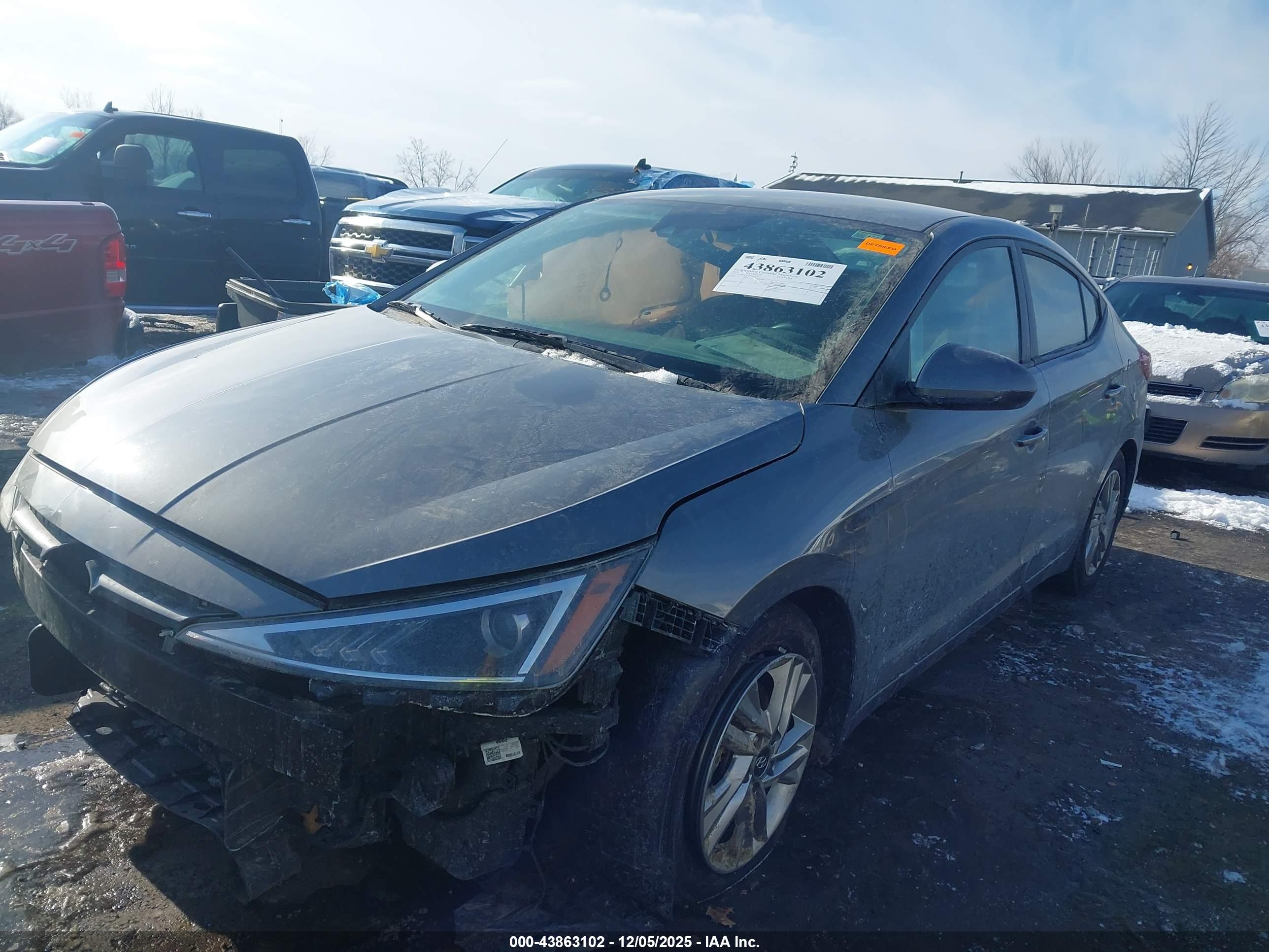 HYUNDAI ELANTRA image 2
