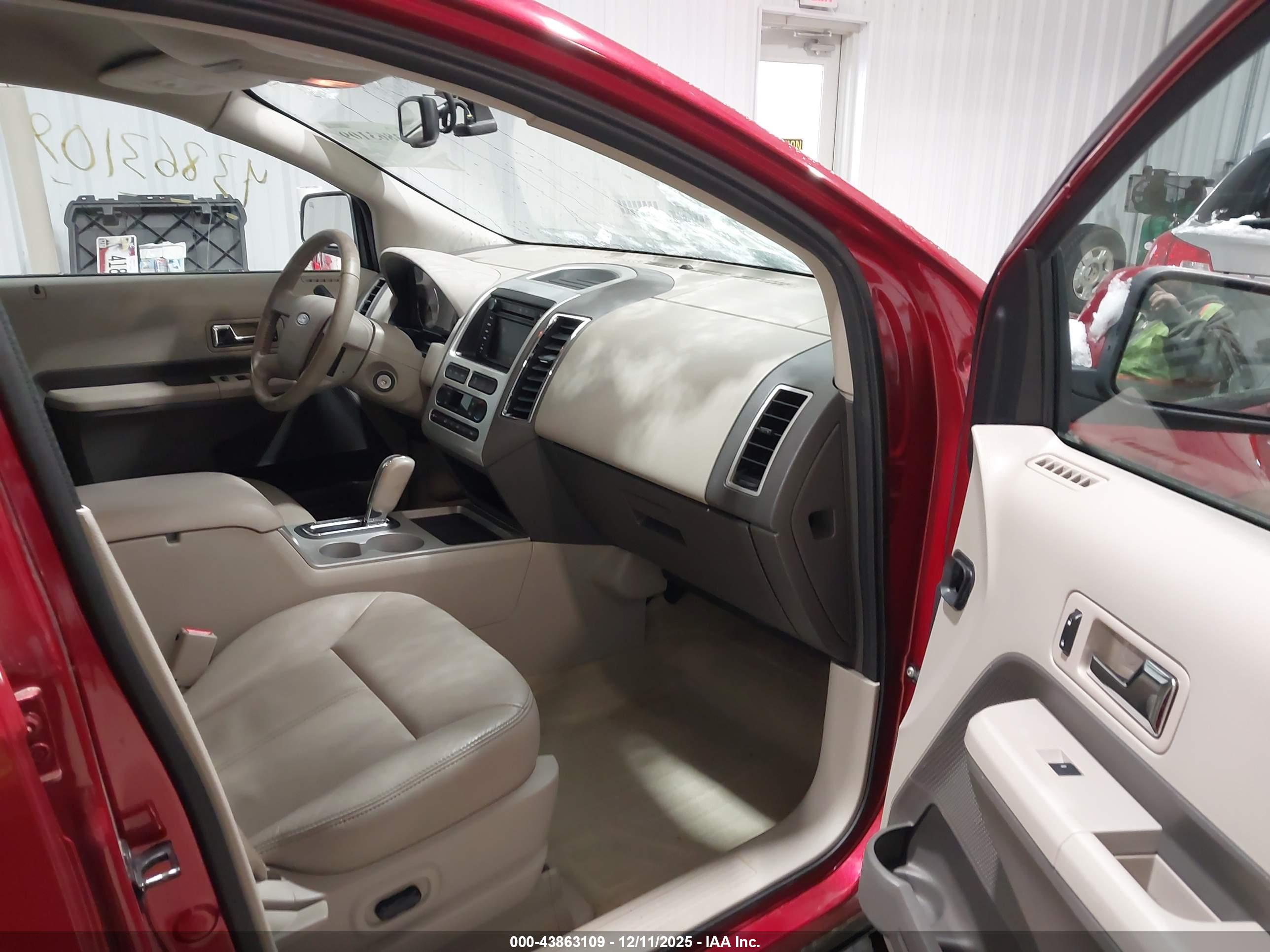 FORD EDGE image 5