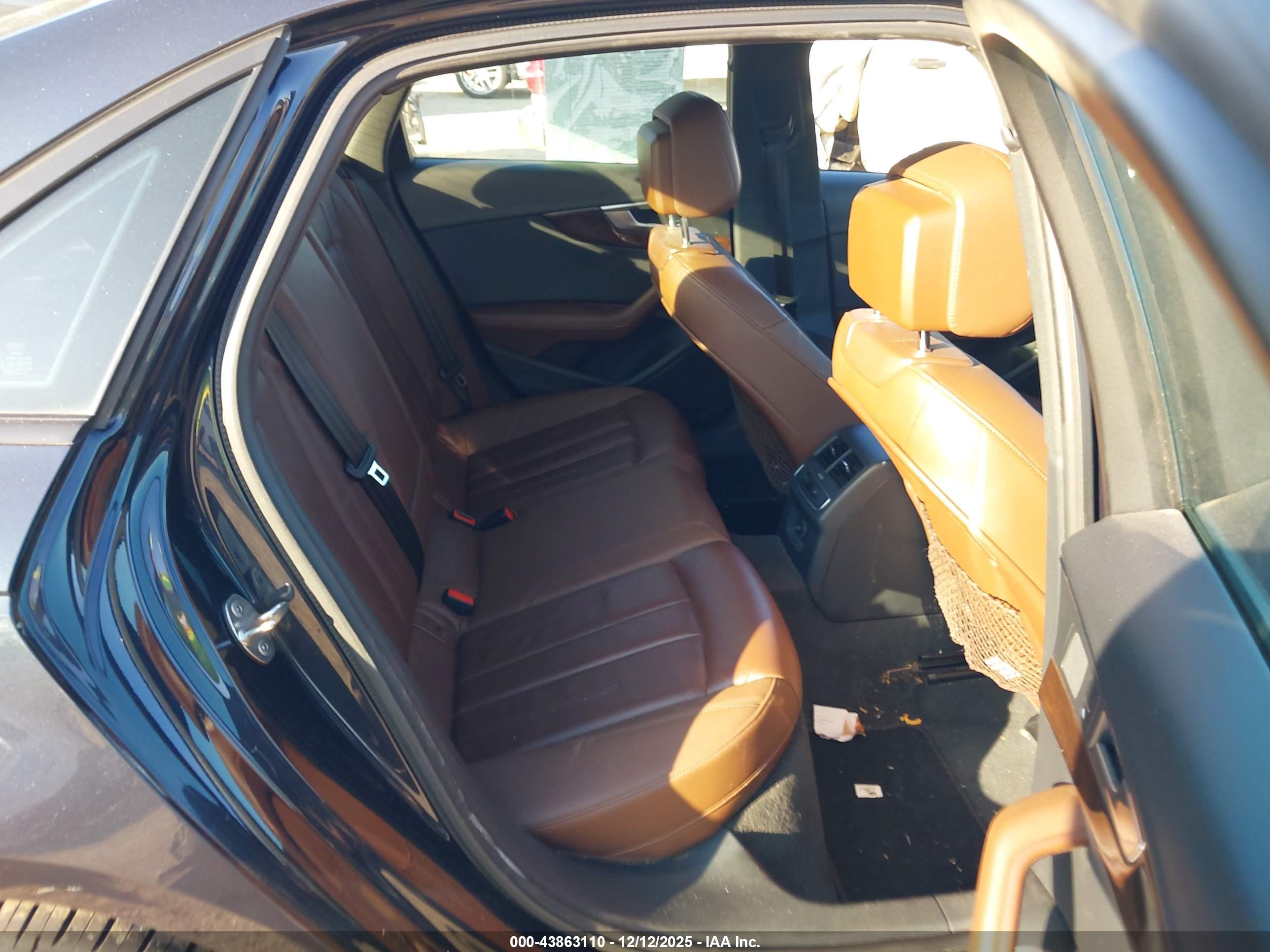 AUDI A4 image 8