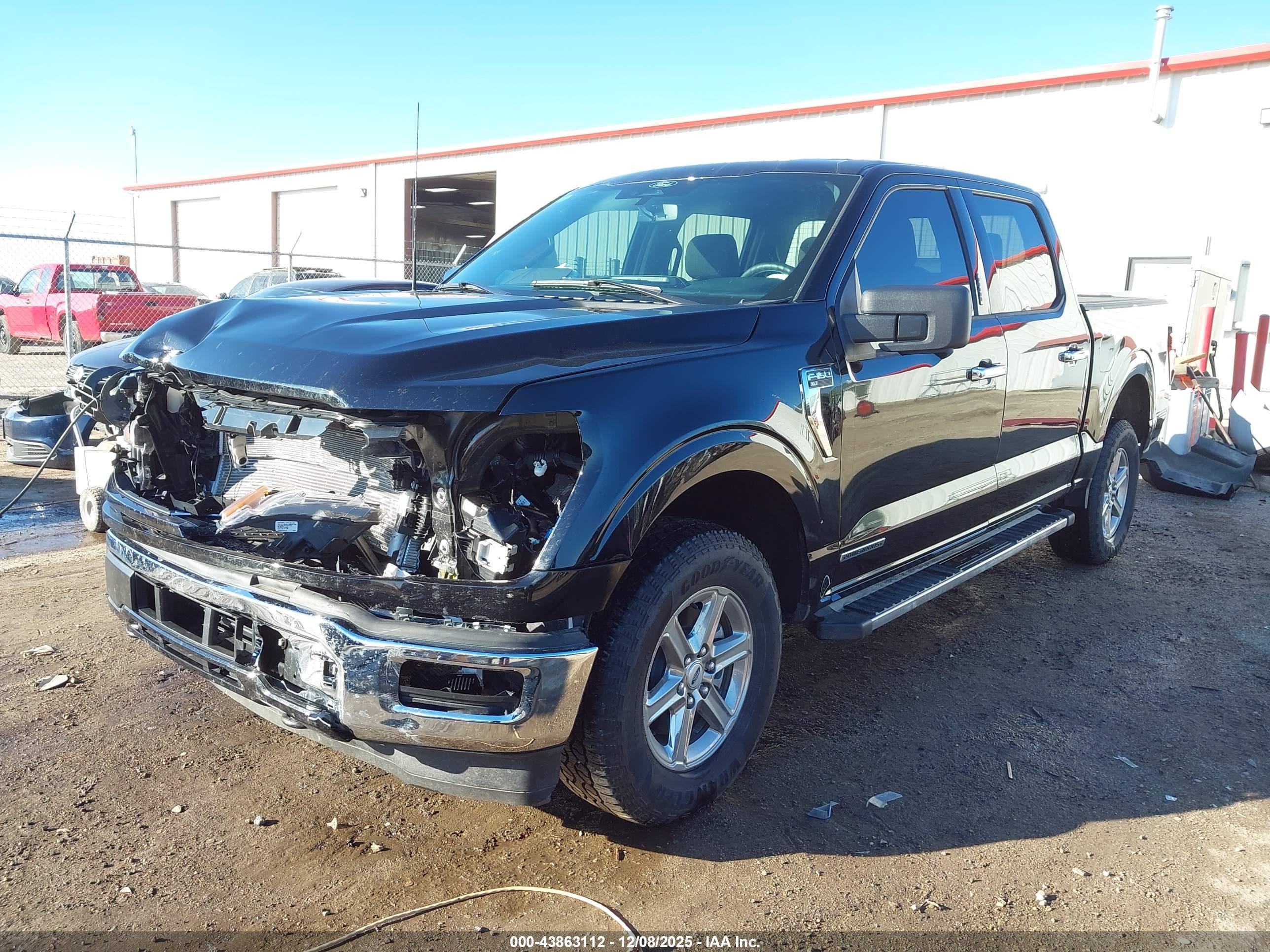 FORD F-150 image 2