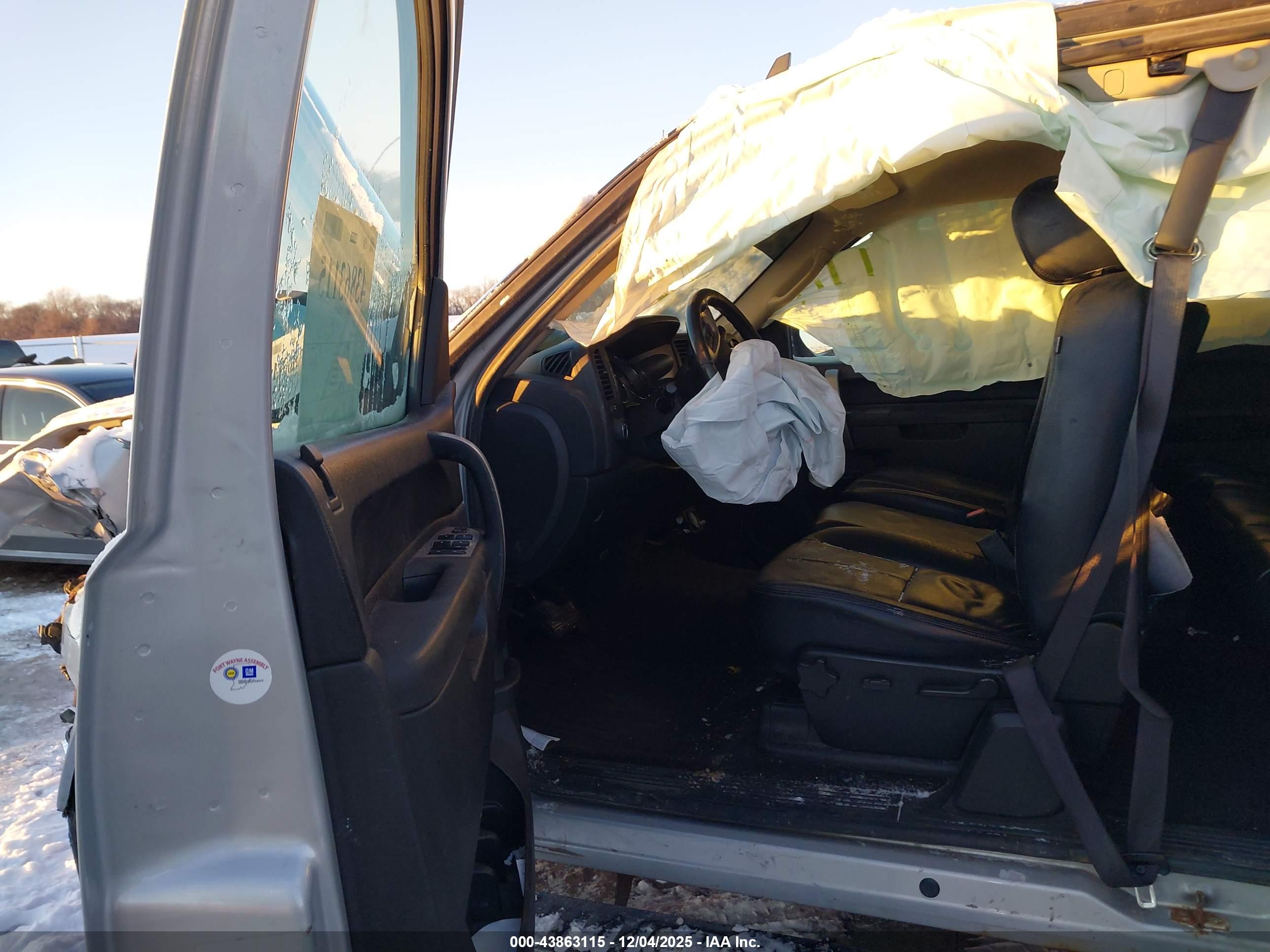 GMC SIERRA image 5