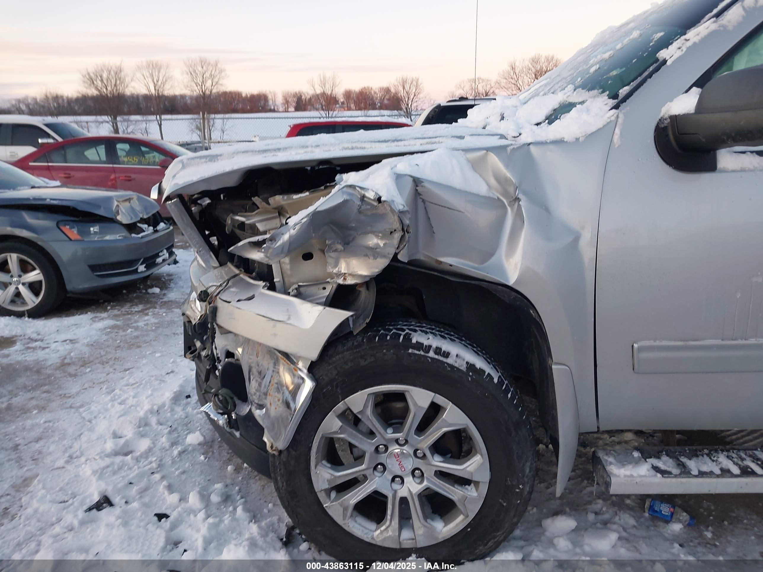 GMC SIERRA image 6