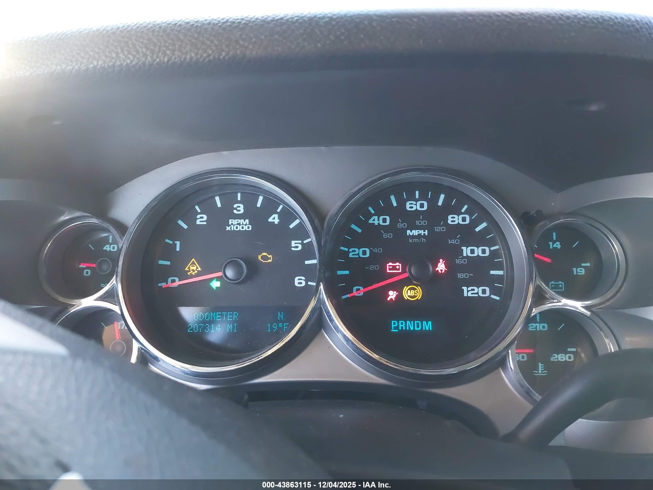 GMC SIERRA image 7