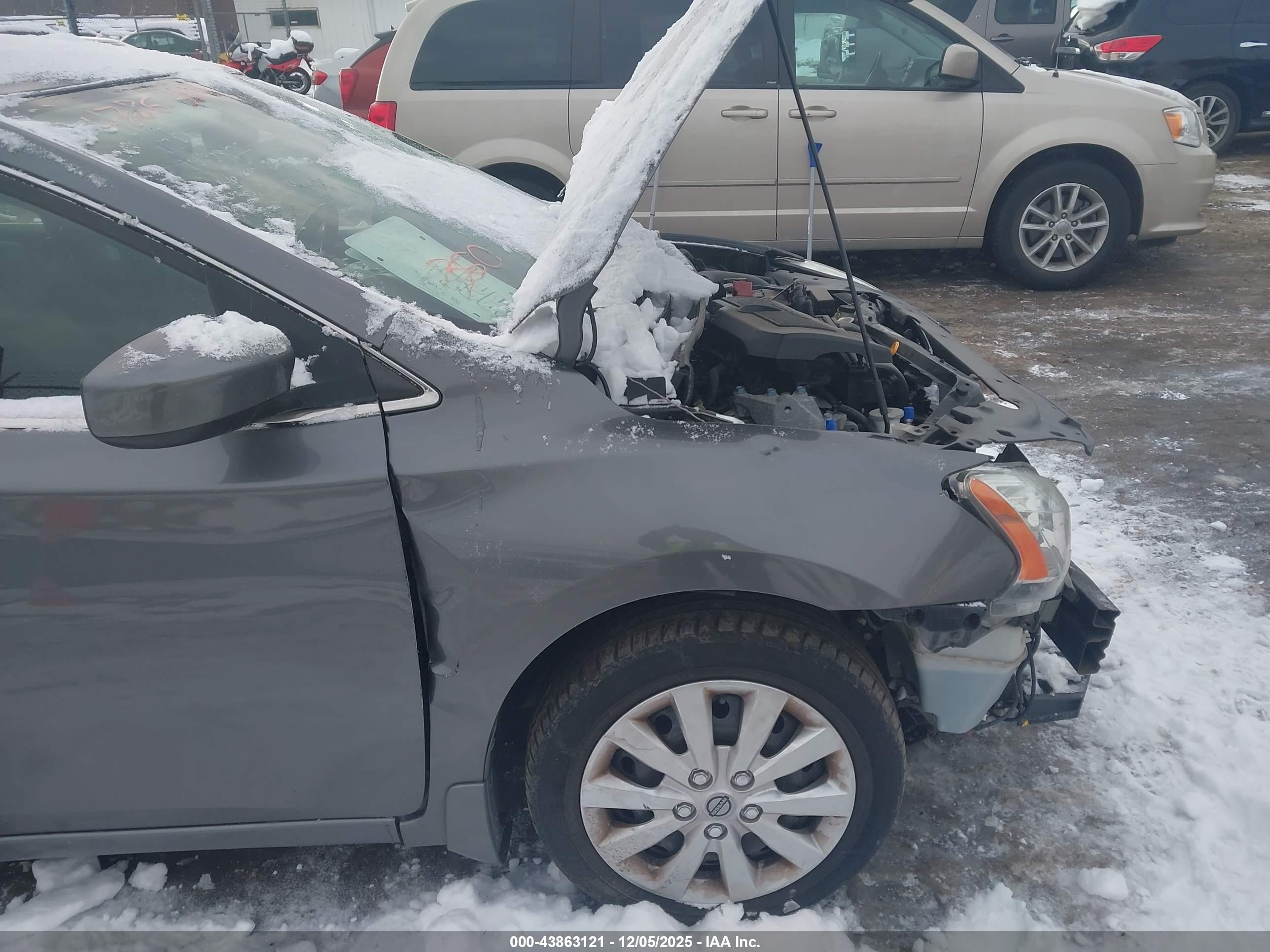 NISSAN SENTRA image 6