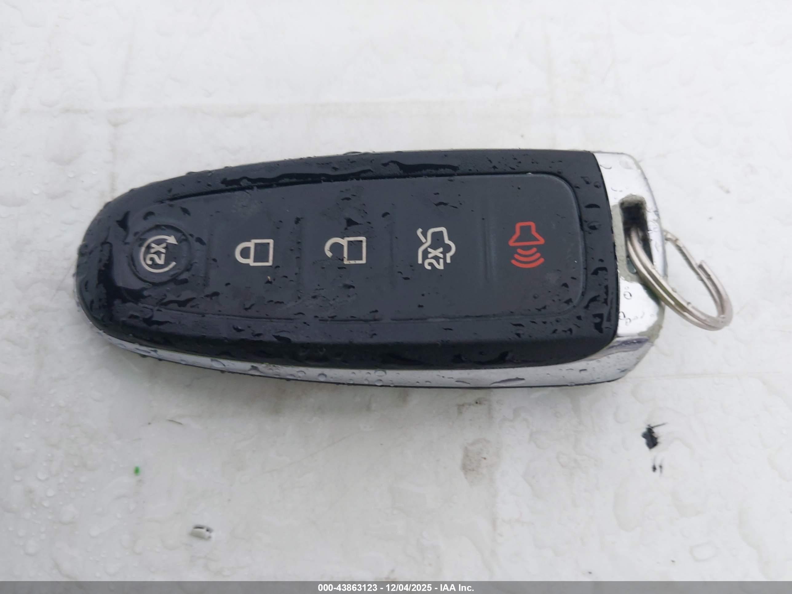 FORD FOCUS image 11