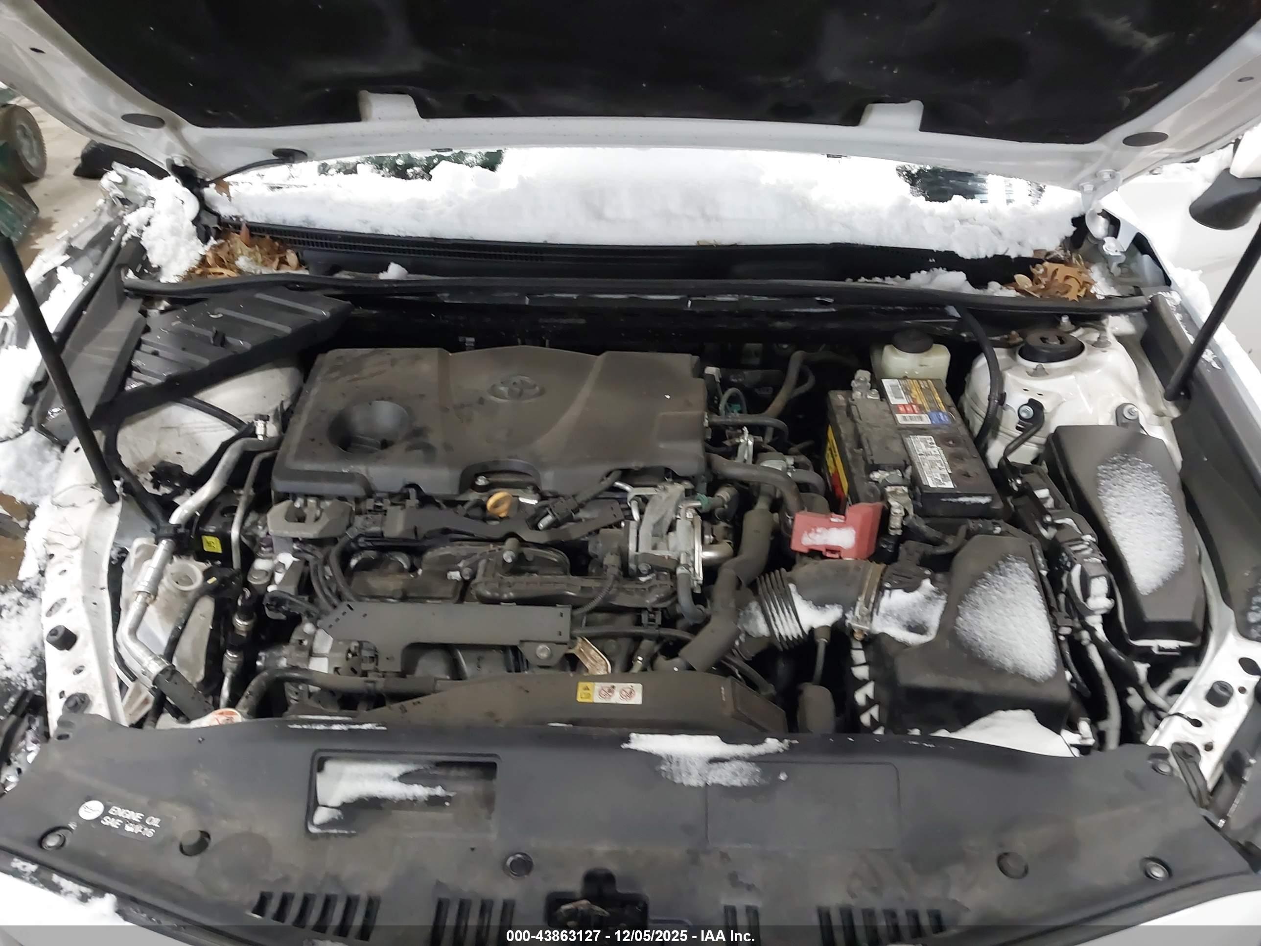 TOYOTA CAMRY image 10