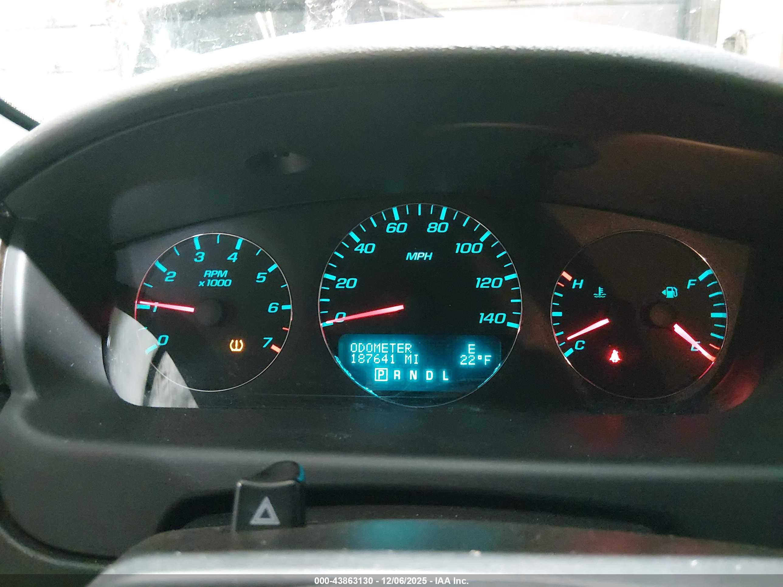 CHEVROLET IMPALA image 7