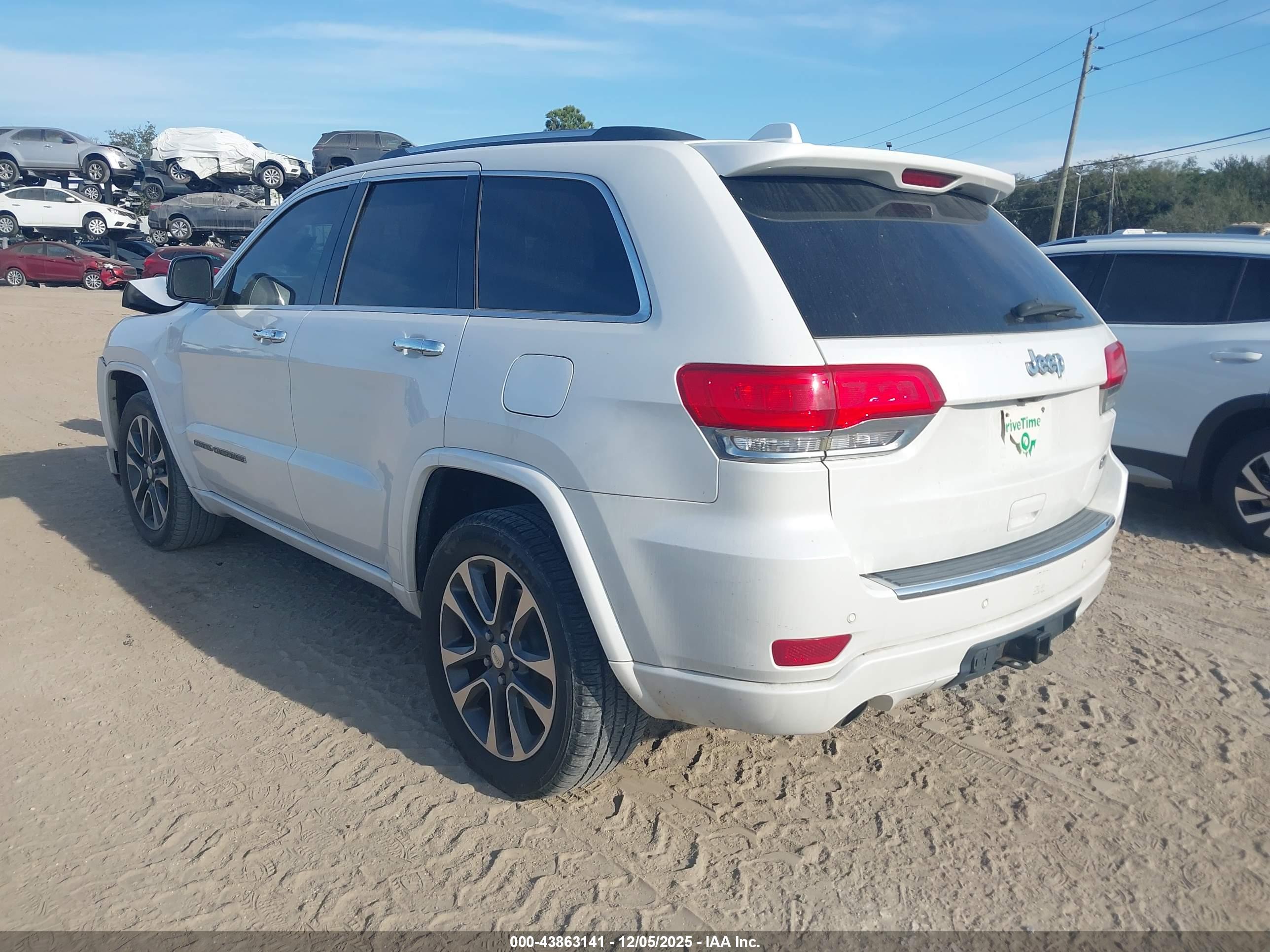 JEEP GRAND image 3