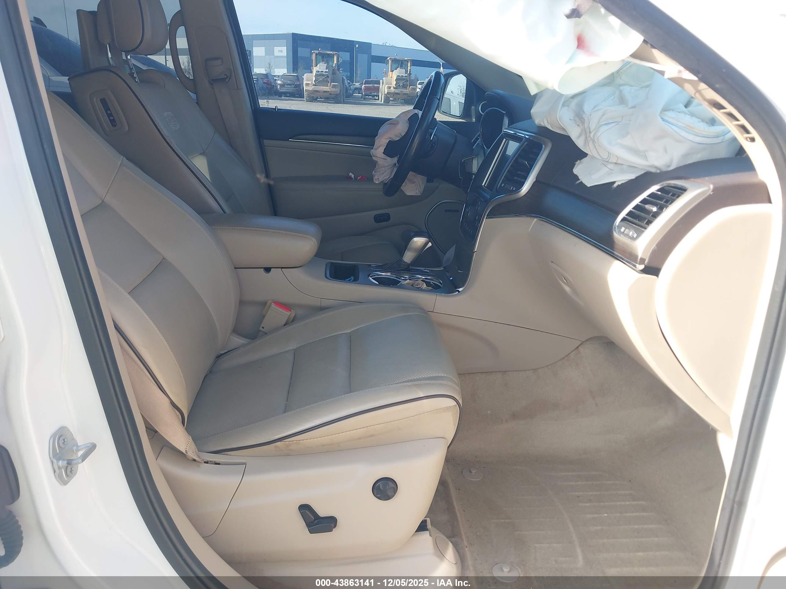 JEEP GRAND image 5