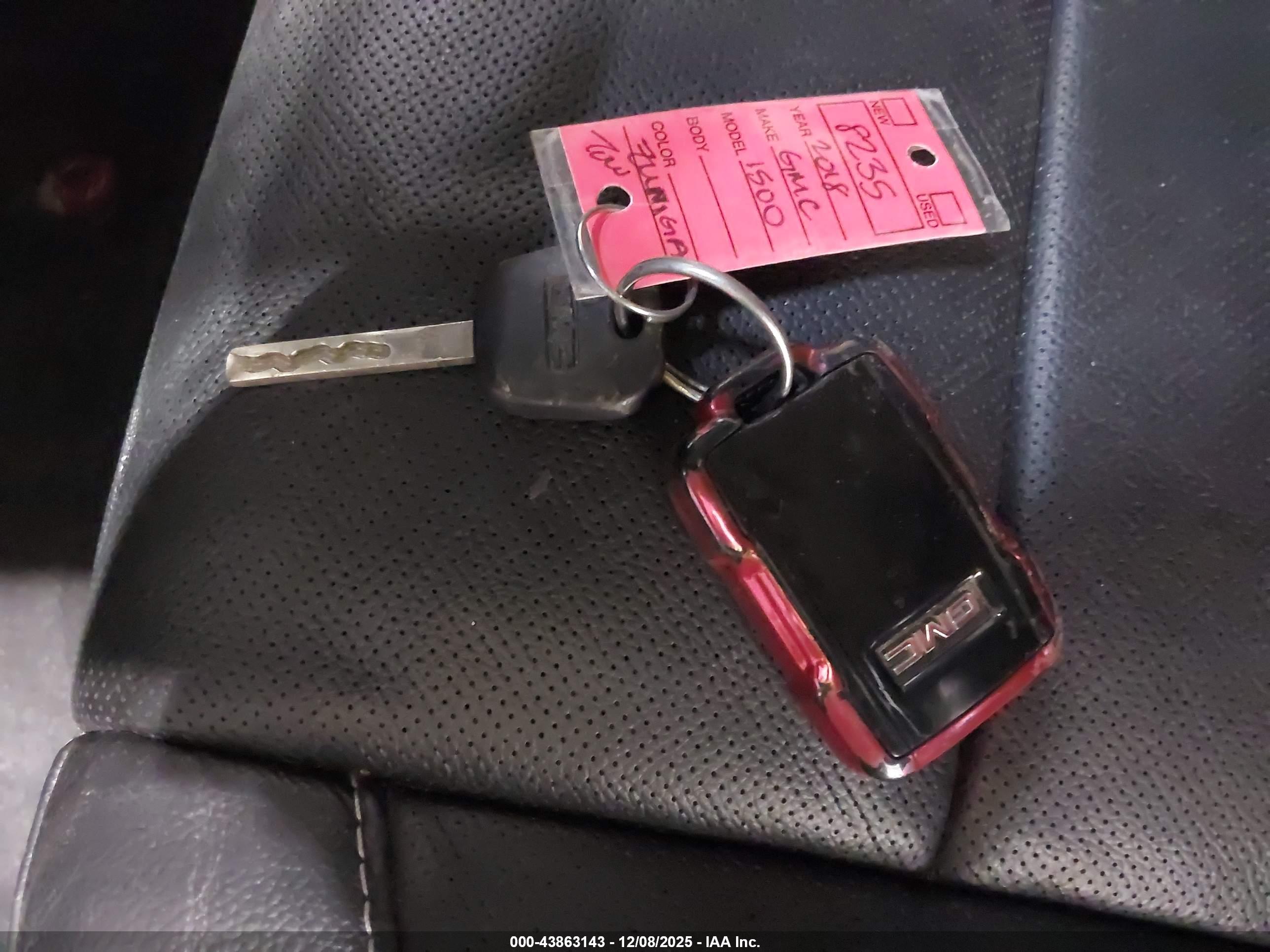 GMC SIERRA image 11