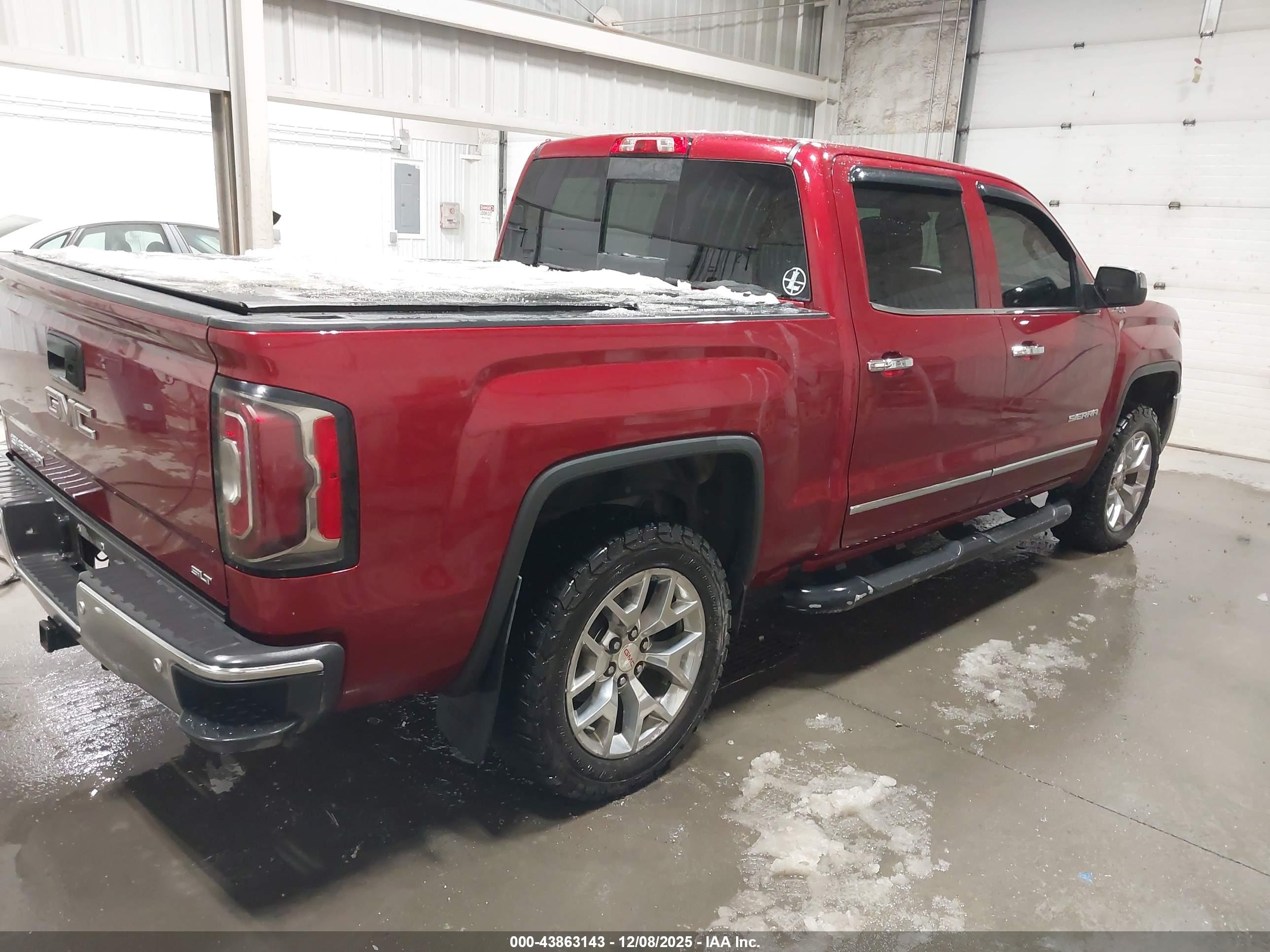 GMC SIERRA image 4