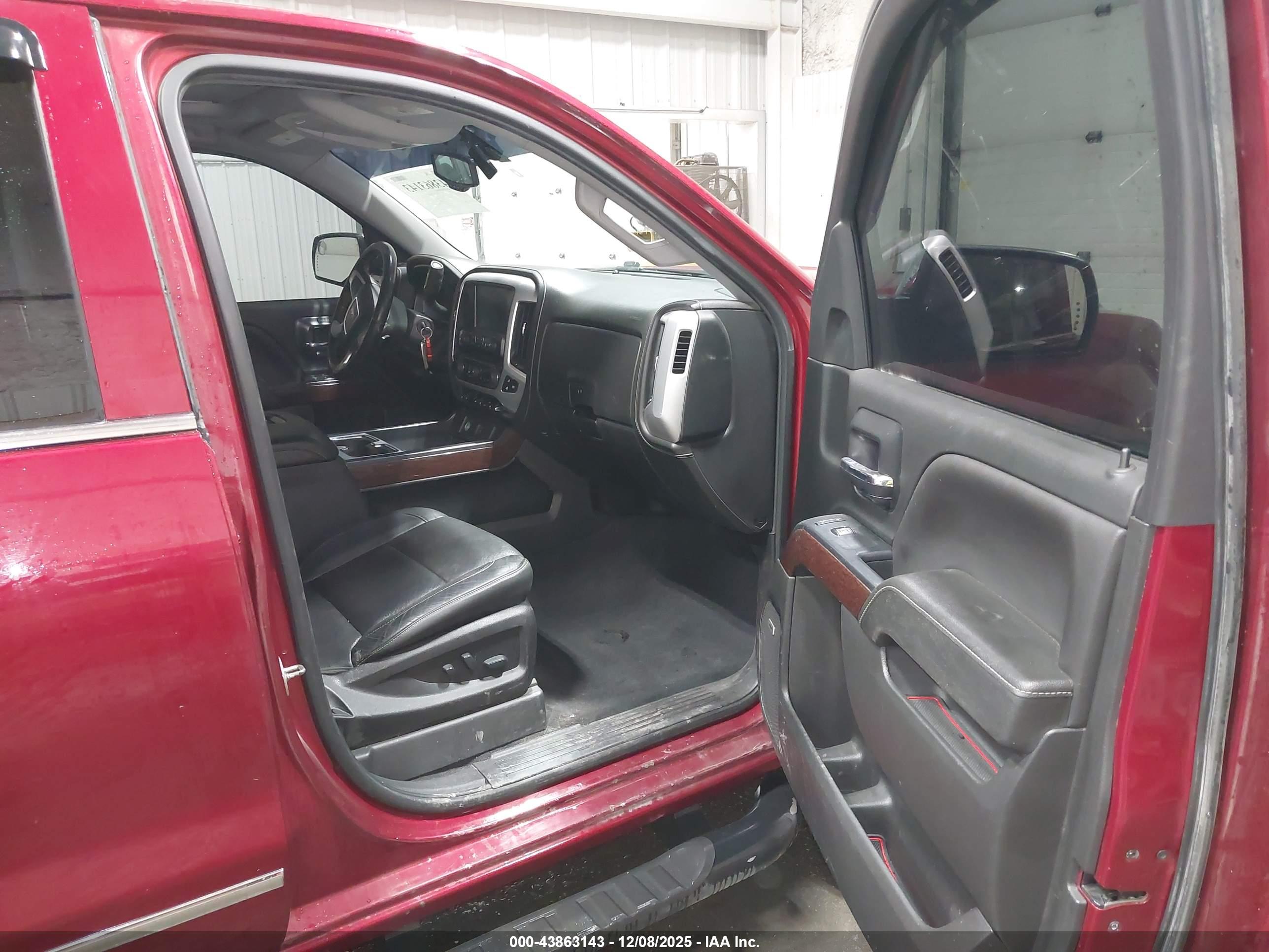 GMC SIERRA image 5
