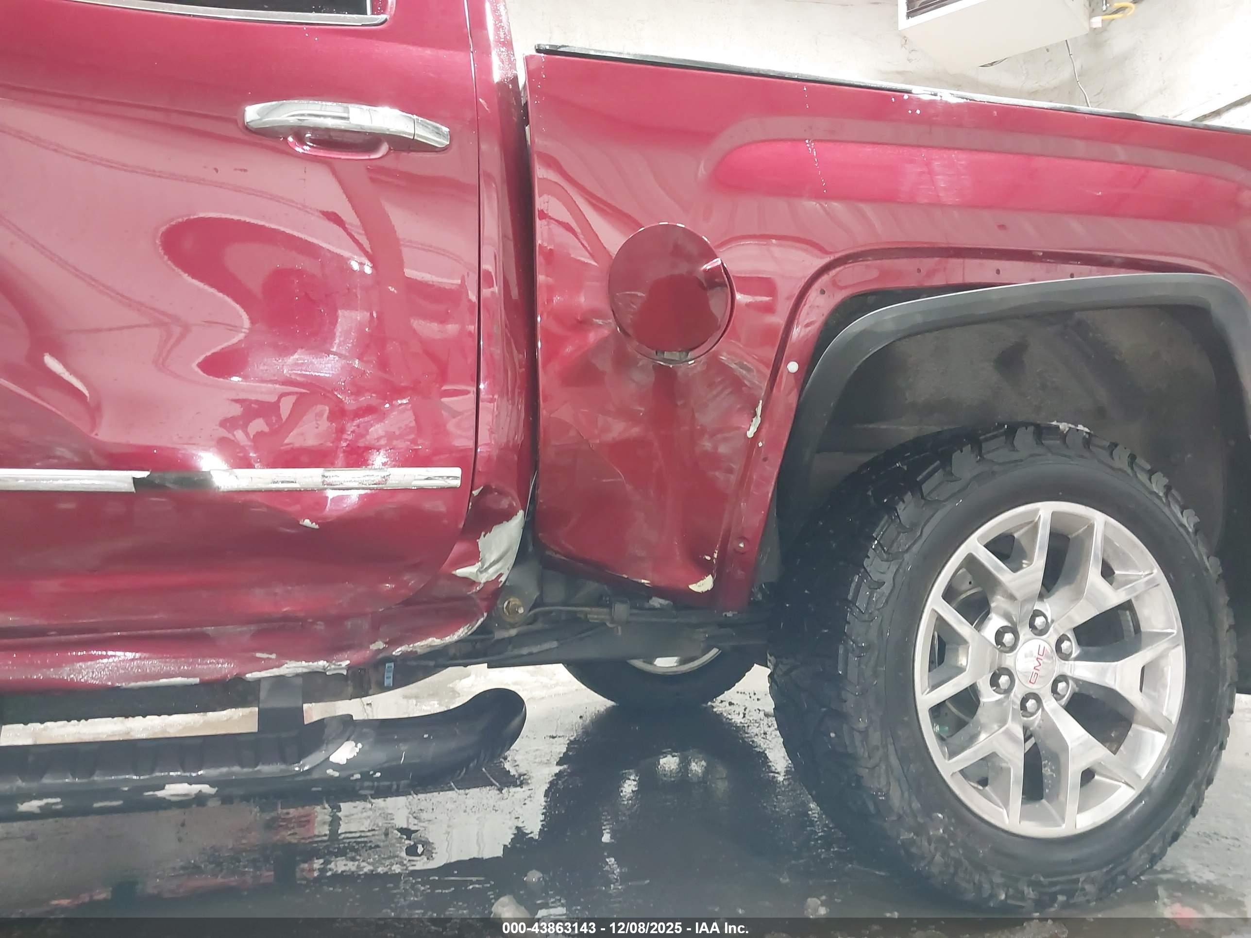 GMC SIERRA image 6