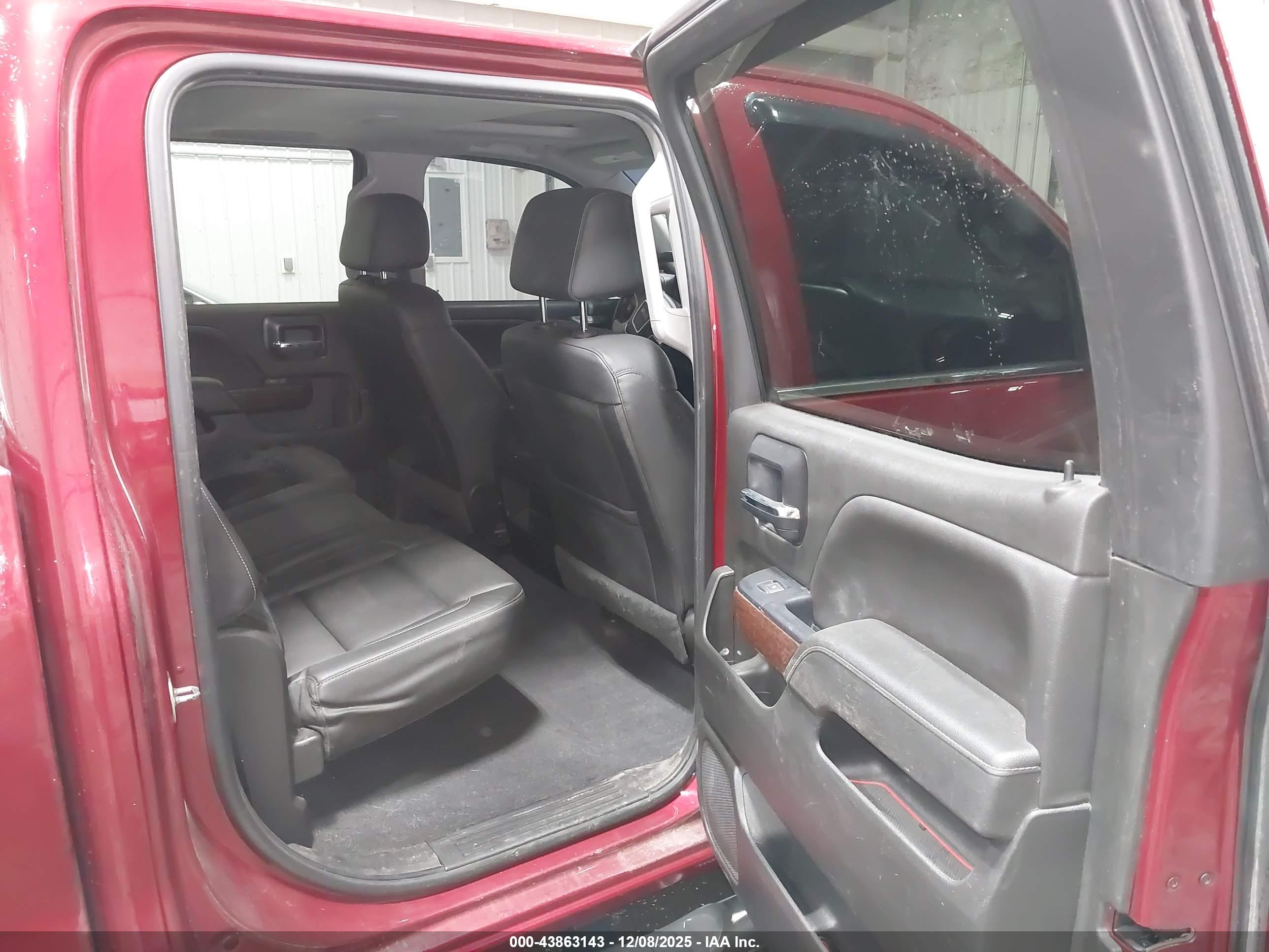GMC SIERRA image 8