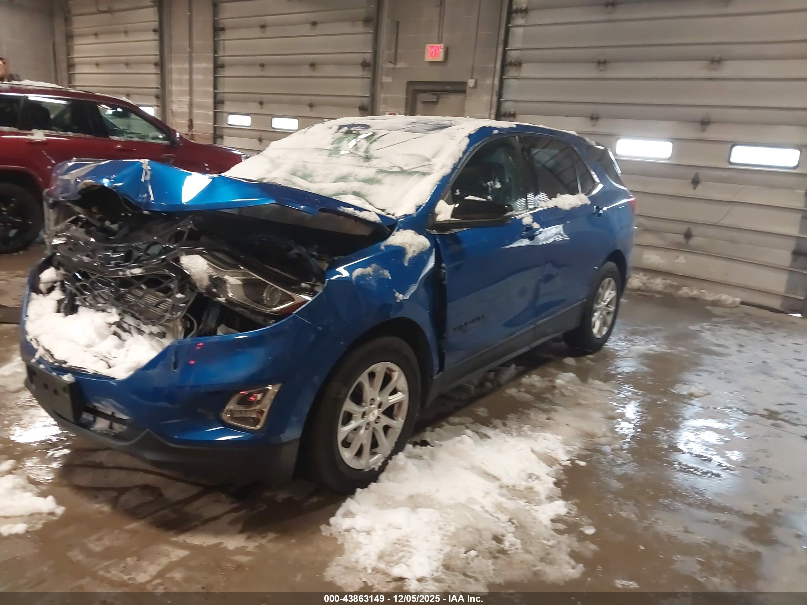 CHEVROLET EQUINOX image 2