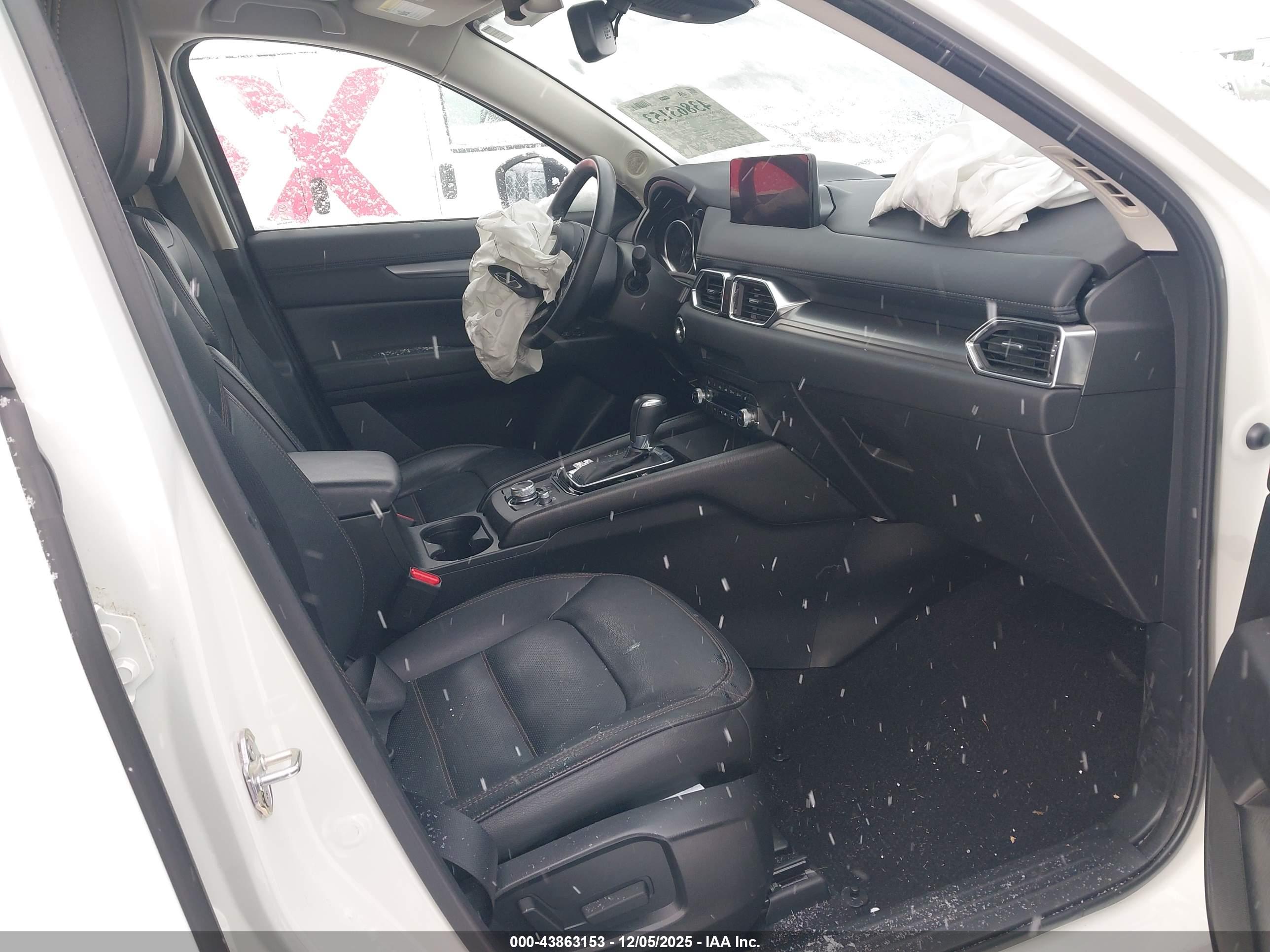 MAZDA CX-5 image 5
