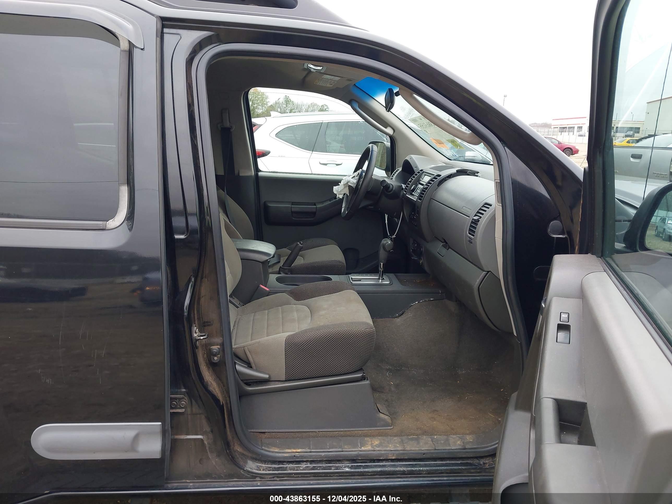 NISSAN XTERRA image 5