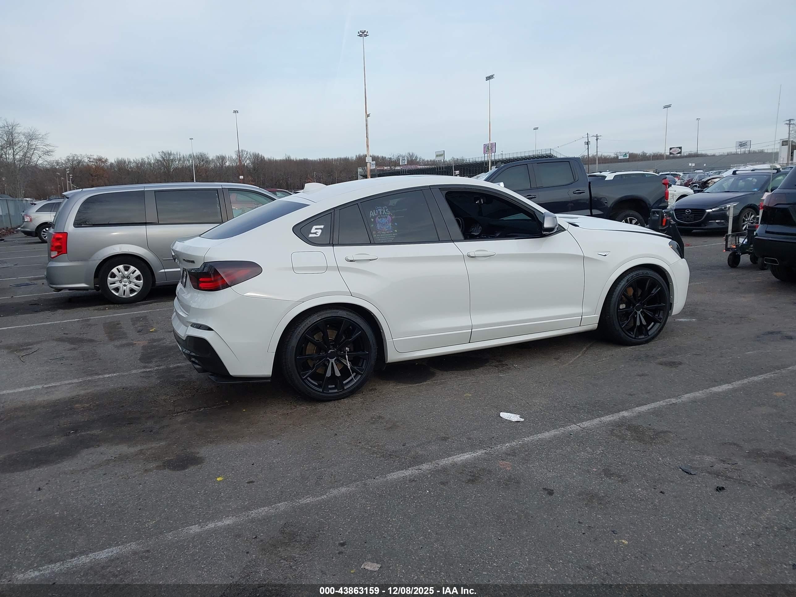 BMW X4 image 4