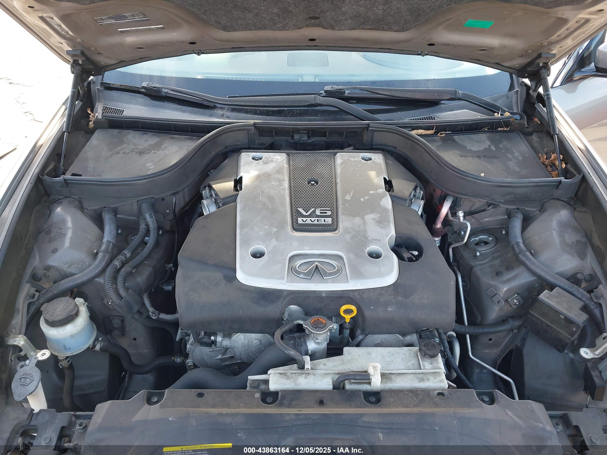 INFINITI G37 image 10