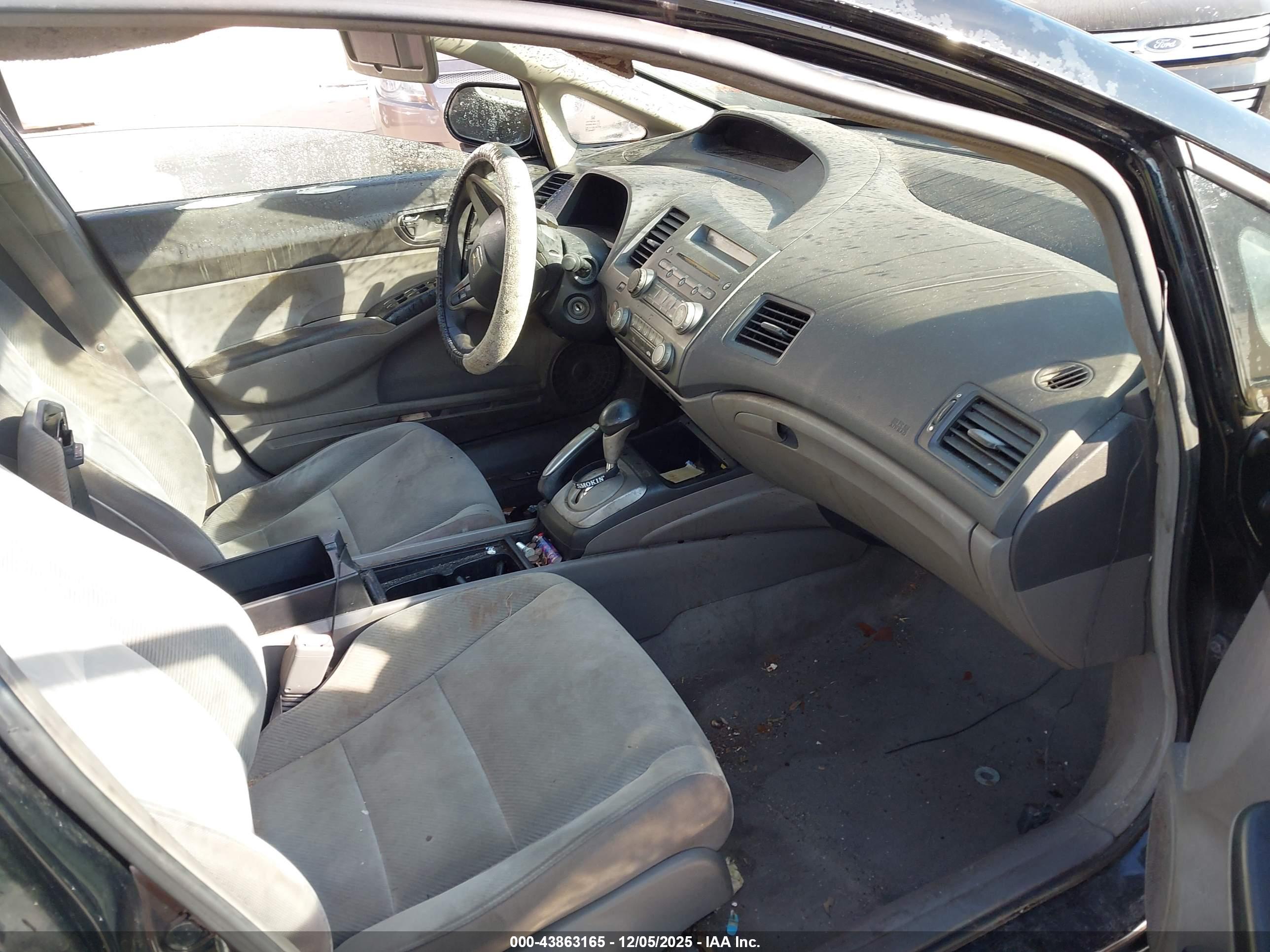 HONDA CIVIC image 5
