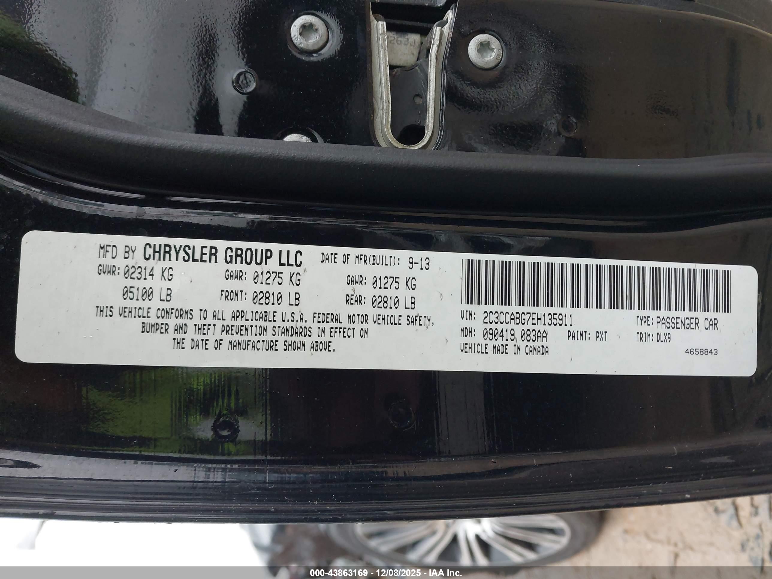 CHRYSLER 300 image 9
