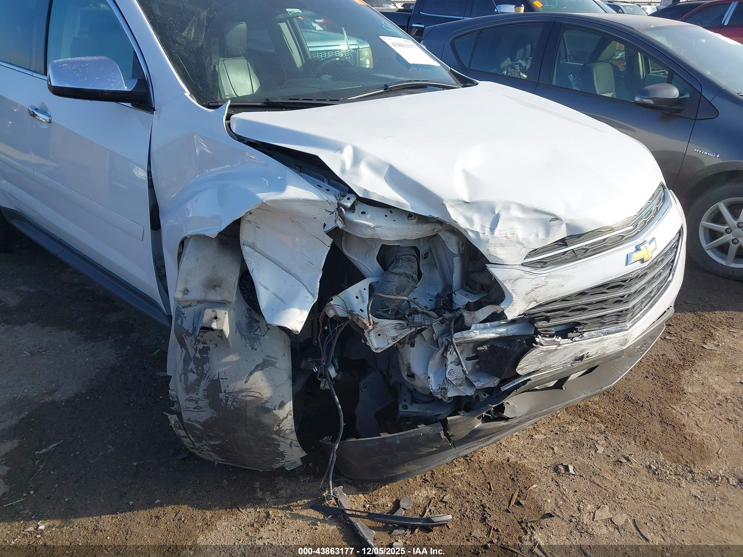 CHEVROLET EQUINOX image 6
